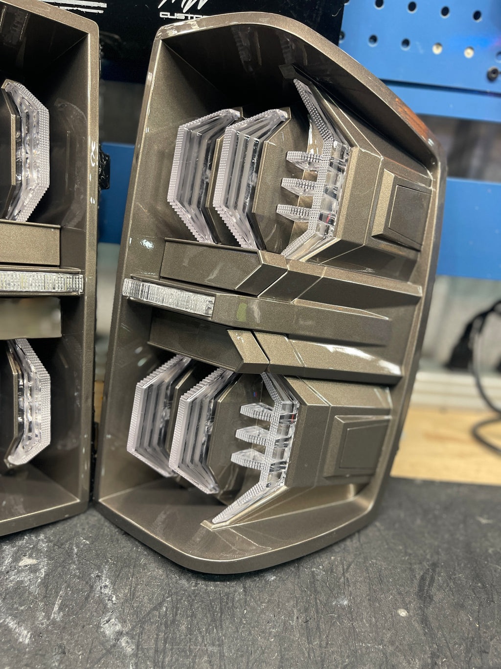 2014 - 18 CHEVY SILVERADO FIN STYLE TAIL LIGHTS