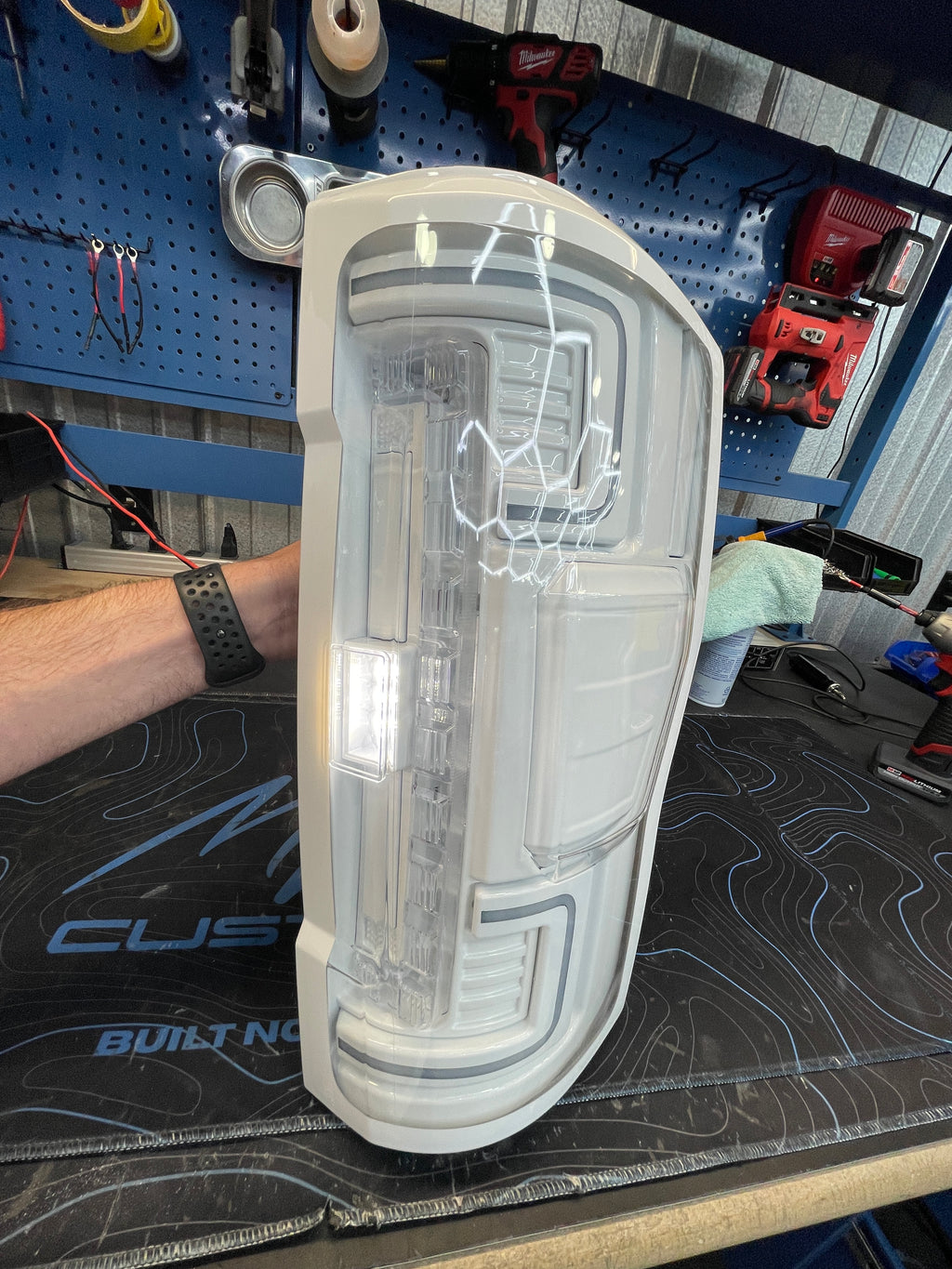 2017 - 19 FORD SUPER DUTY LED TAIL LIGHTS (Factory LED Only)