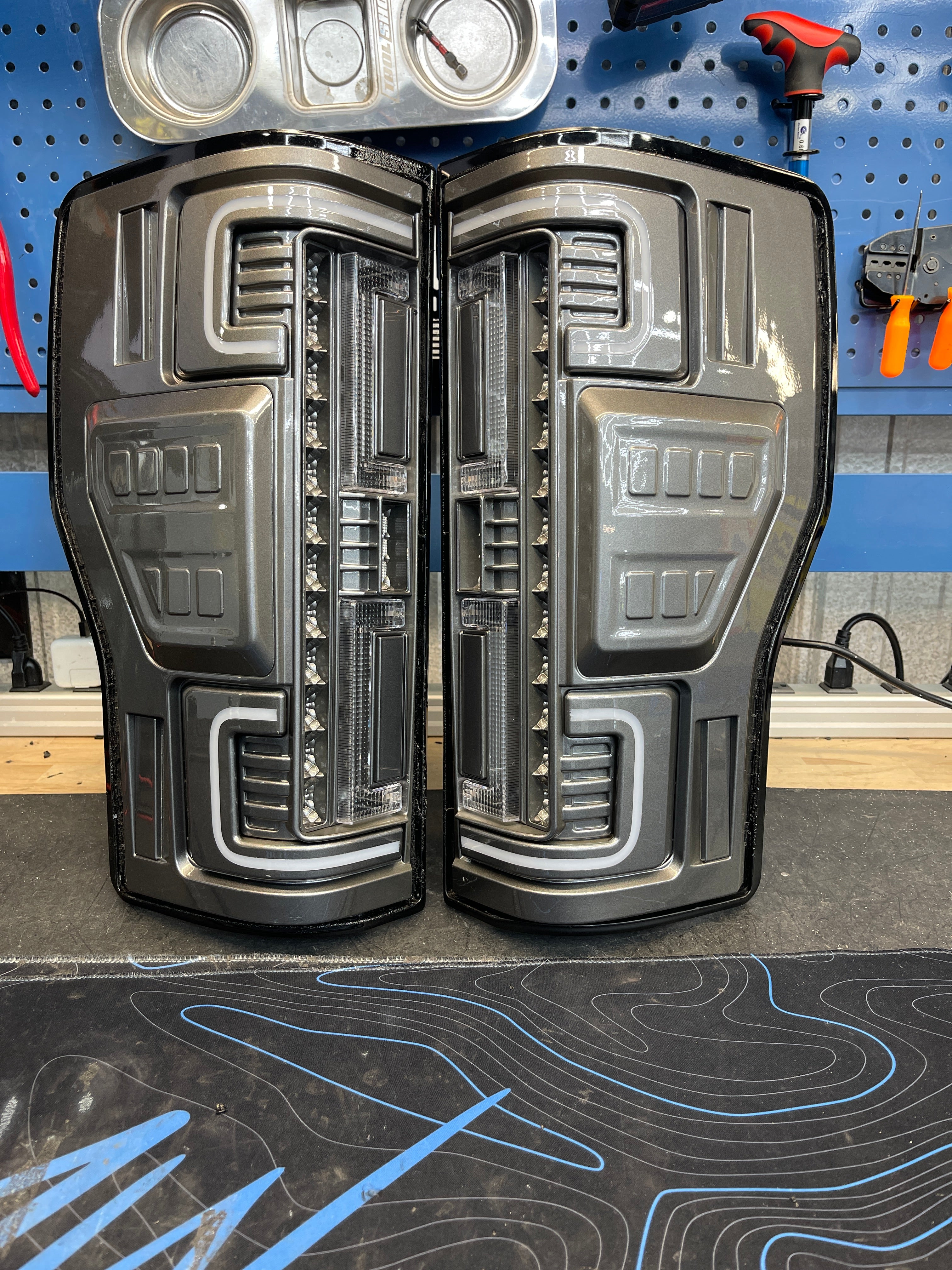 2020-22 FORD SUPER DUTY TAIL LIGHTS