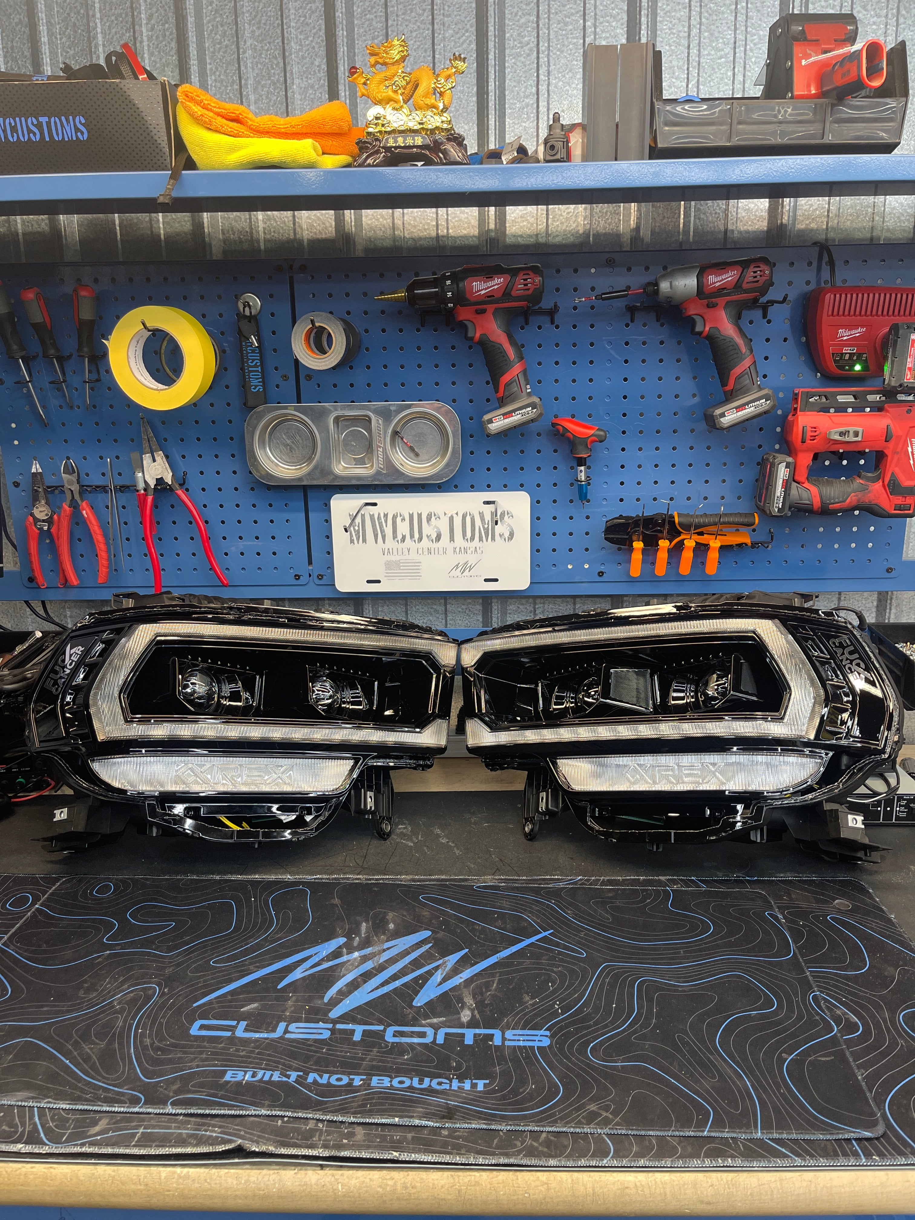 2019+ RAM HD 2500 ALPHAREX HEADLIGHTS