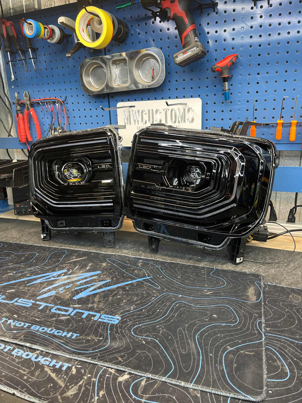 2014-2018 GMC SIERRA 1500 | 2014-2019 GMC SIERRA HD LED PROJECTOR HEADLIGHT