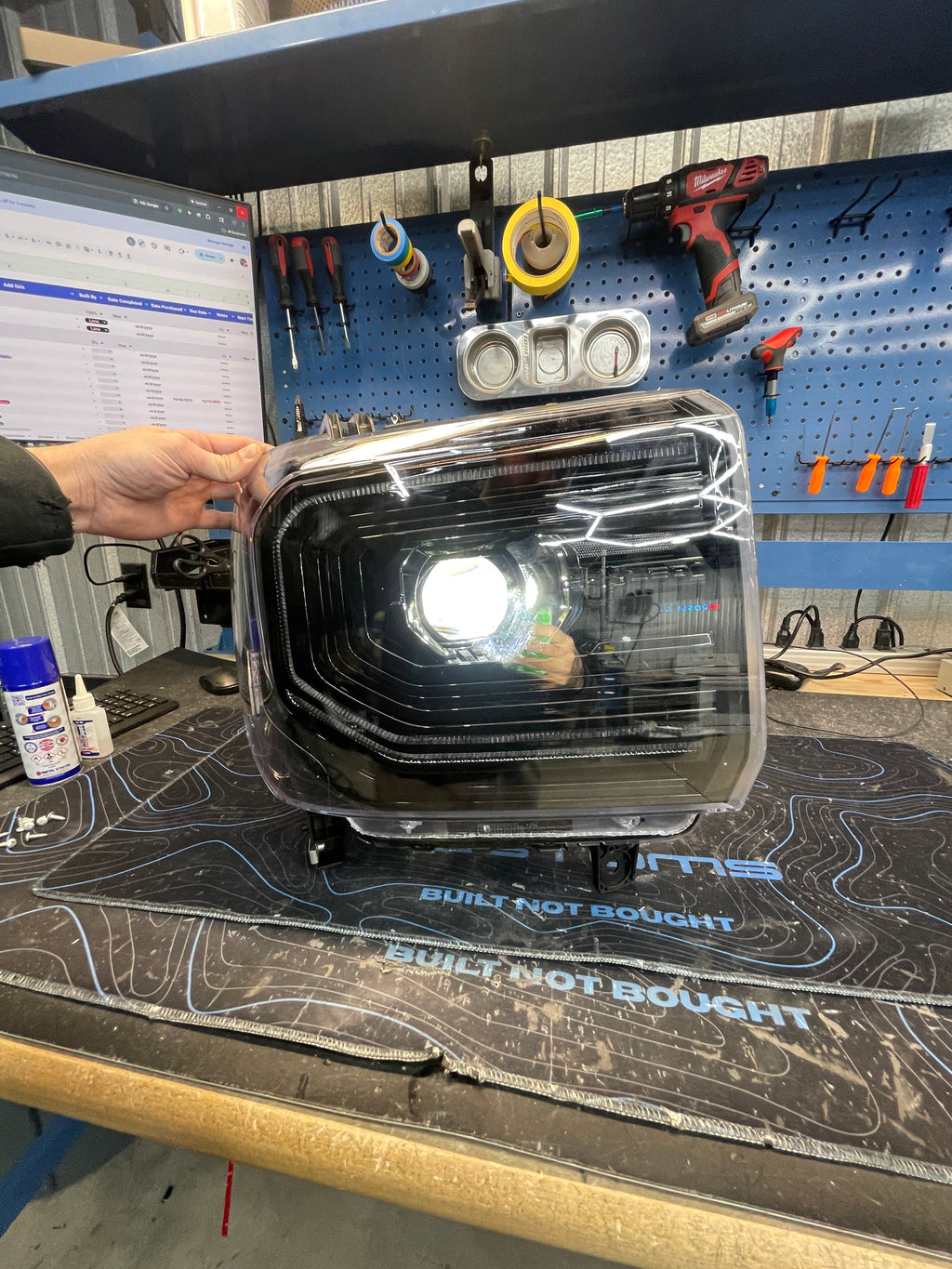 2014-2018 GMC SIERRA 1500 | 2014-2019 GMC SIERRA HD LED PROJECTOR HEADLIGHT
