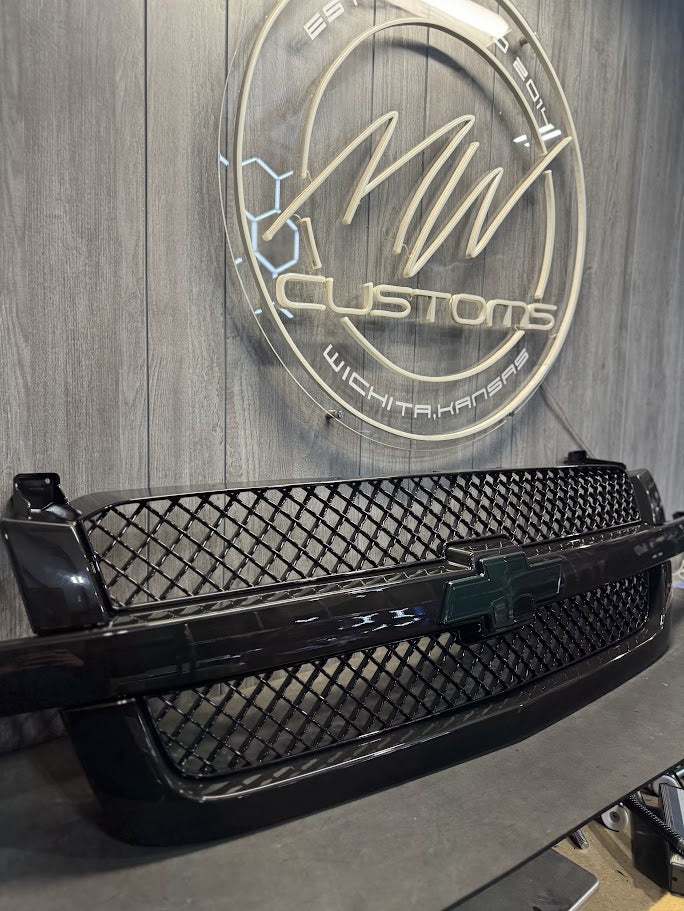 2003 - 06 CHEVY SILVERADO FRONT GRILLE