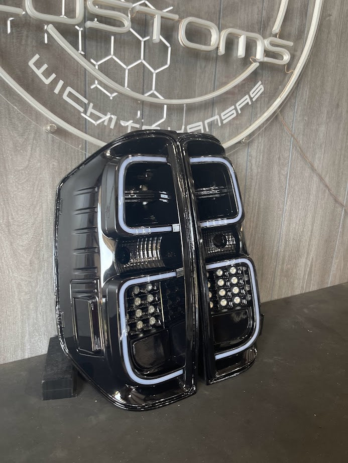 2014-21 TOYOTA TUNDRA TAIL LIGHTS