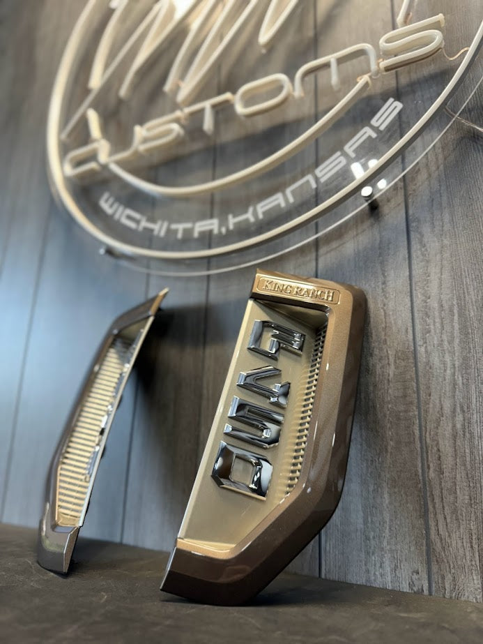 2017-22 FORD SUPERDUTY F450 FENDER BADGES KING RANCH *PAINTED GN TWO TONE H5* (OPEN BOX)