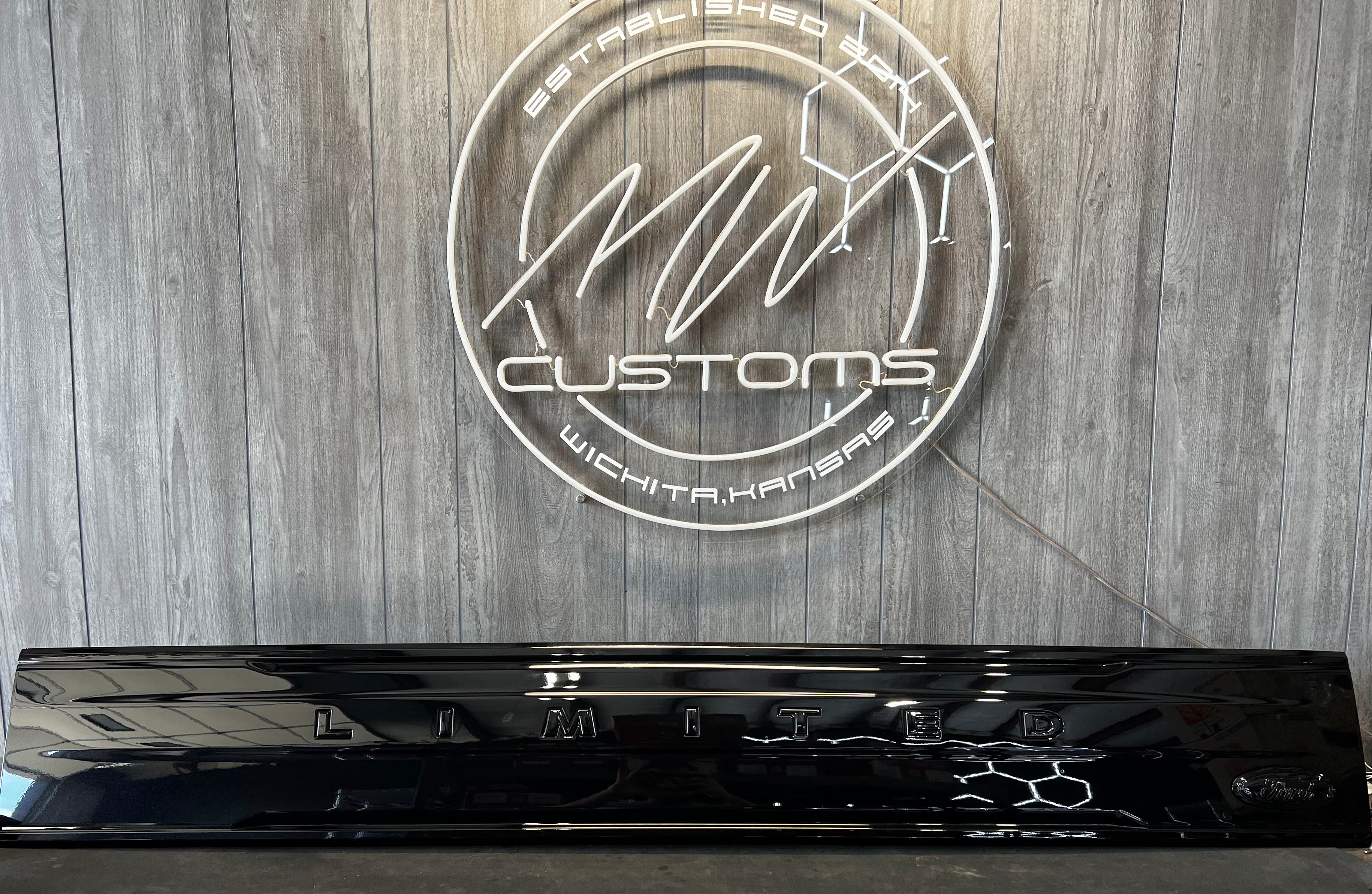 2017+ Ford Superduty Tailgate Panel