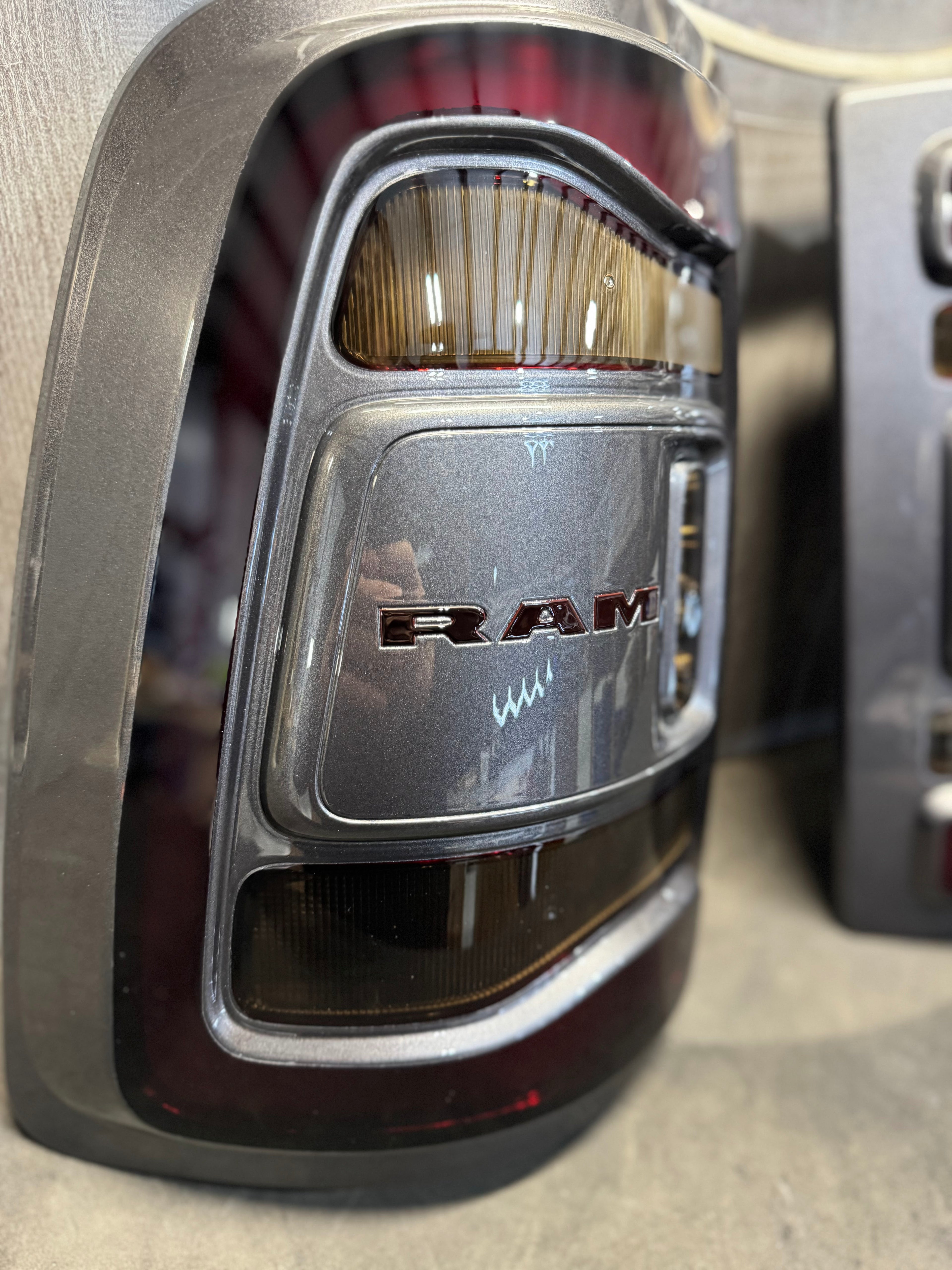 2019+ DODGE RAM 5TH GEN TAIL LIGHTS (ALSO FITS 4TH GEN TRUCKS)