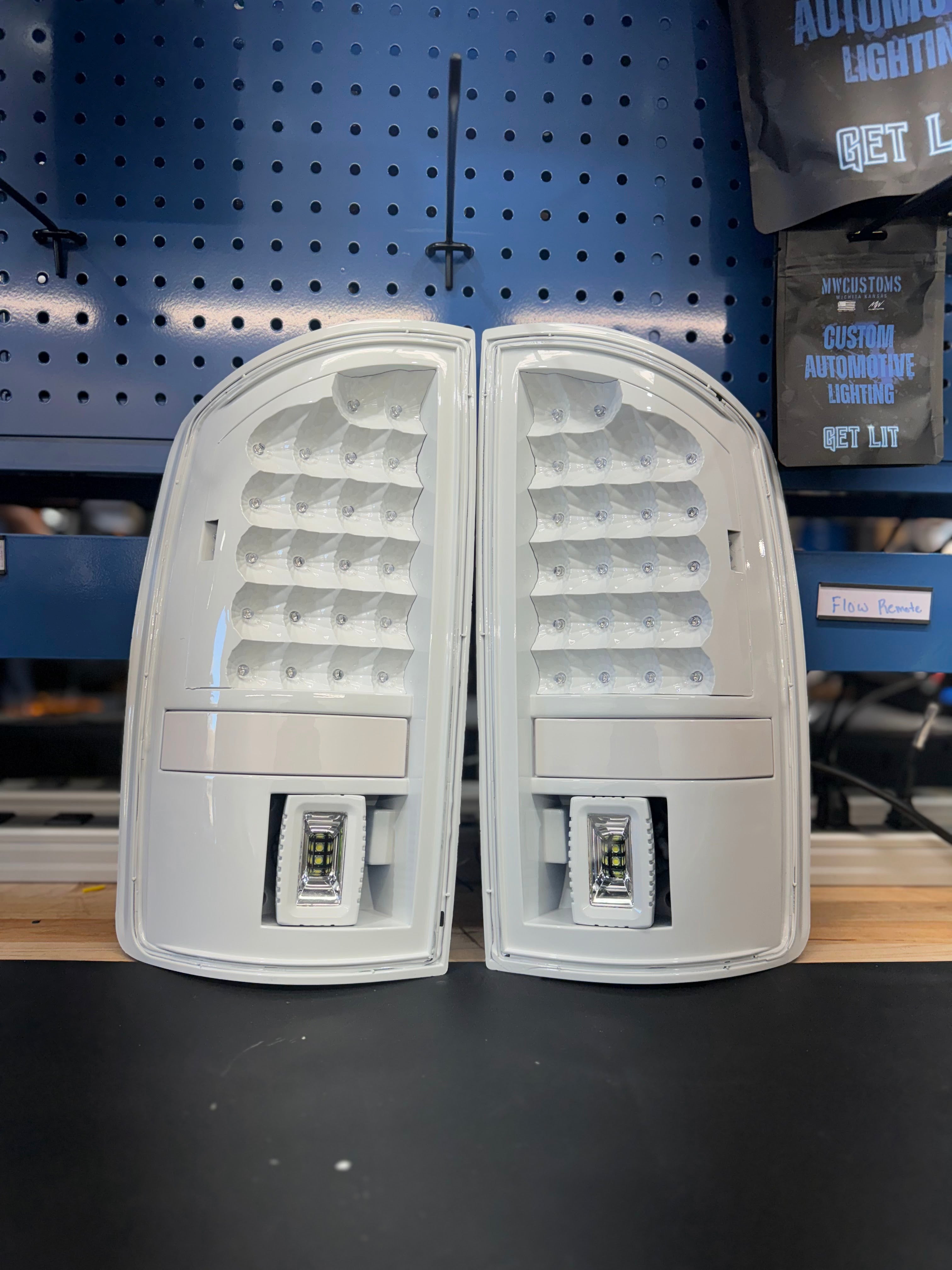 2002-08 DODGE RAM TAIL LIGHTS