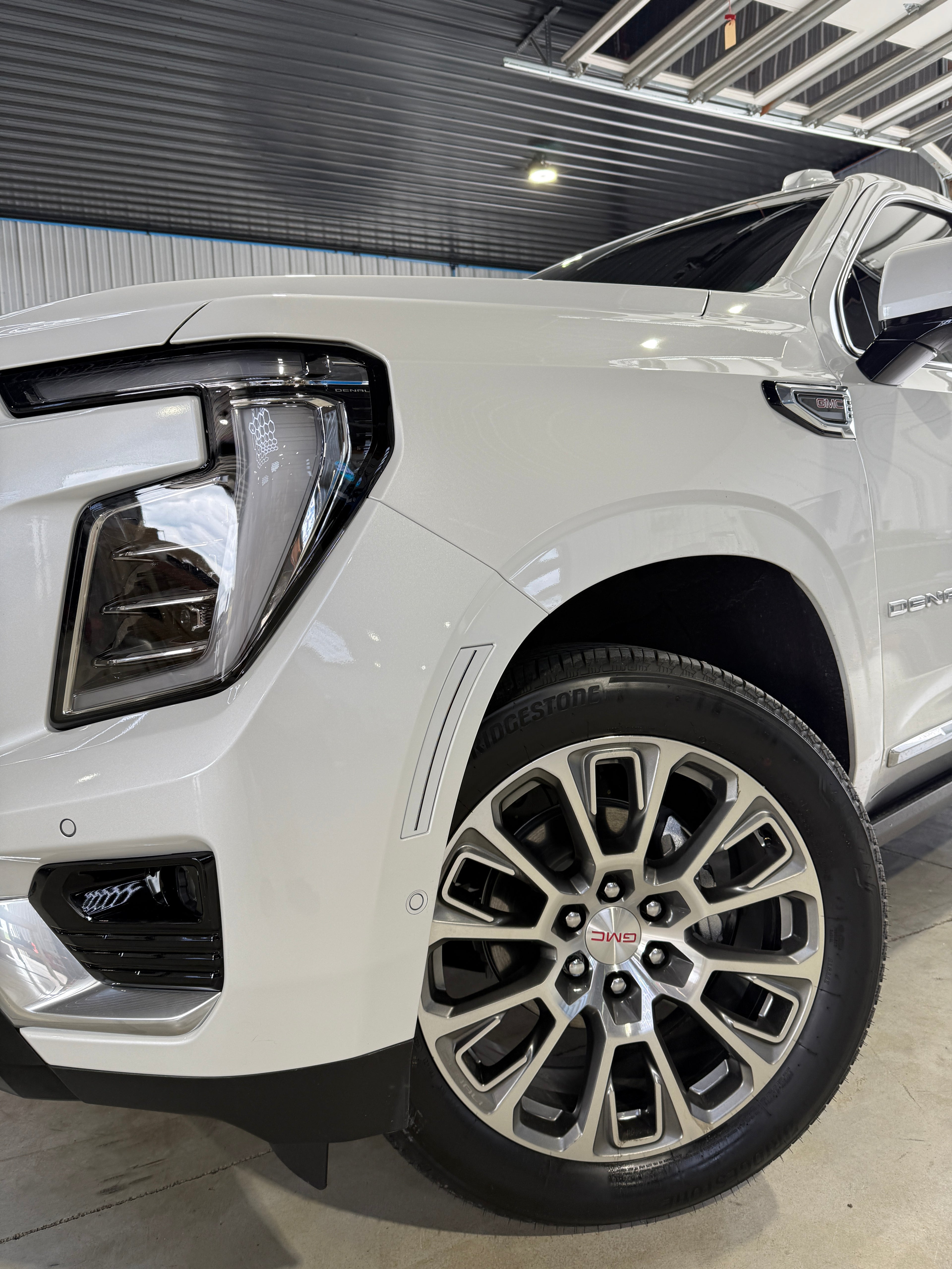 2025+ GM LED FRONT BUMPER SIDE MARKERS (FITS ESCALADE, TAHOE, YUKON AND SUBURBAN)