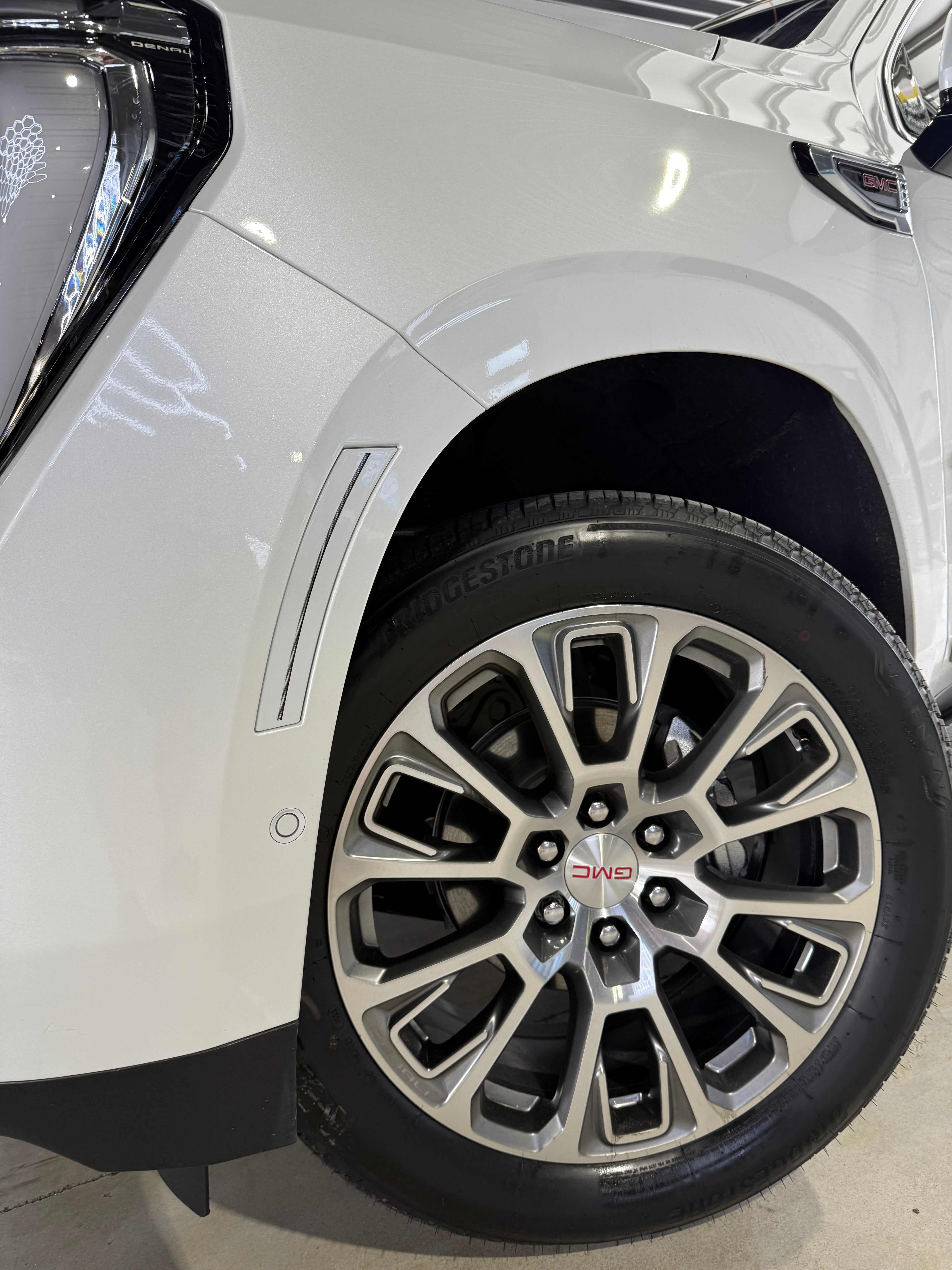 2025+ GM LED FRONT BUMPER SIDE MARKERS (FITS ESCALADE, TAHOE, YUKON AND SUBURBAN)