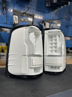 2004 - 08 F-150 C Bar Style Tail Light