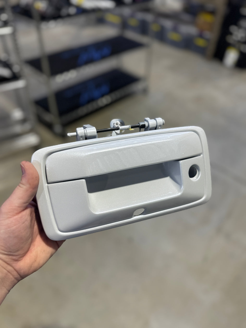 2014 - 18 GM TAIL GATE HANDLE