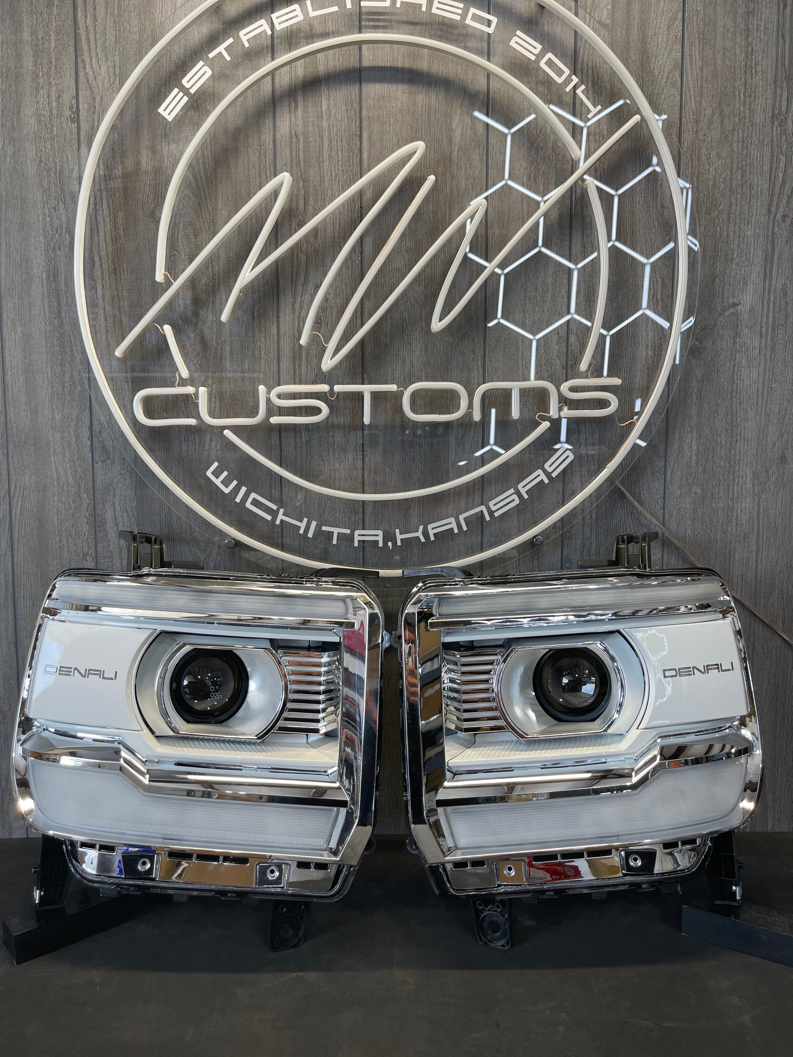 2014-18 GMC SIERRA HEADLIGHTS