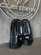 99-06 GMC SIERRA/2003-07 CHEVROLET SILVERADO C BAR TAIL LIGHTS