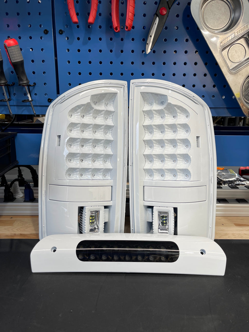 2002-08 DODGE RAM TAIL LIGHTS