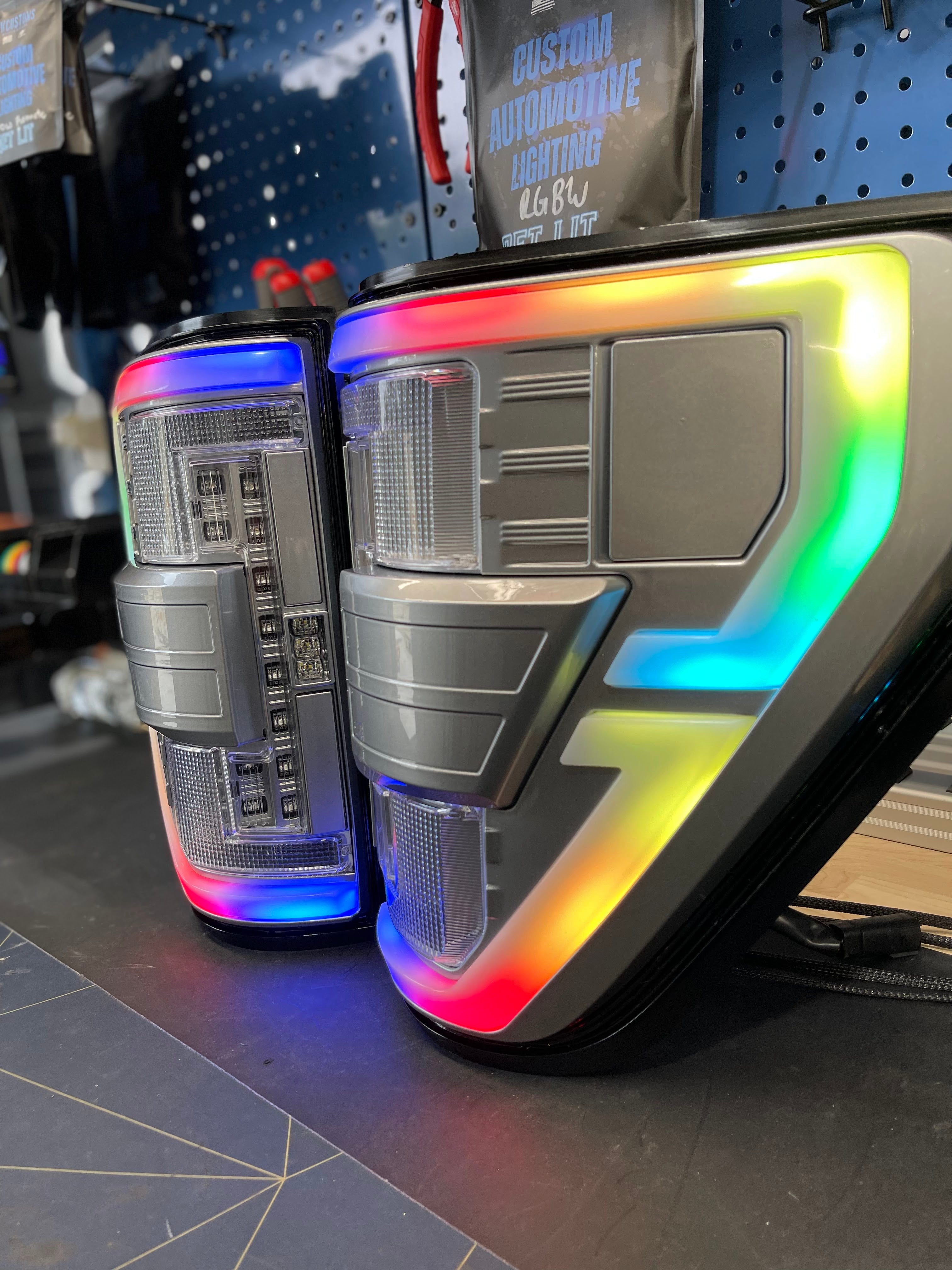 2021-2023 FORD F150 TAIL LIGHTS