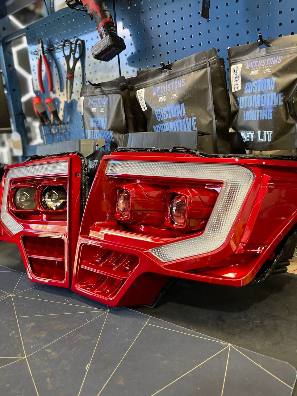 2009 - 2014 F-150 Dual Projector C Bar Headlight