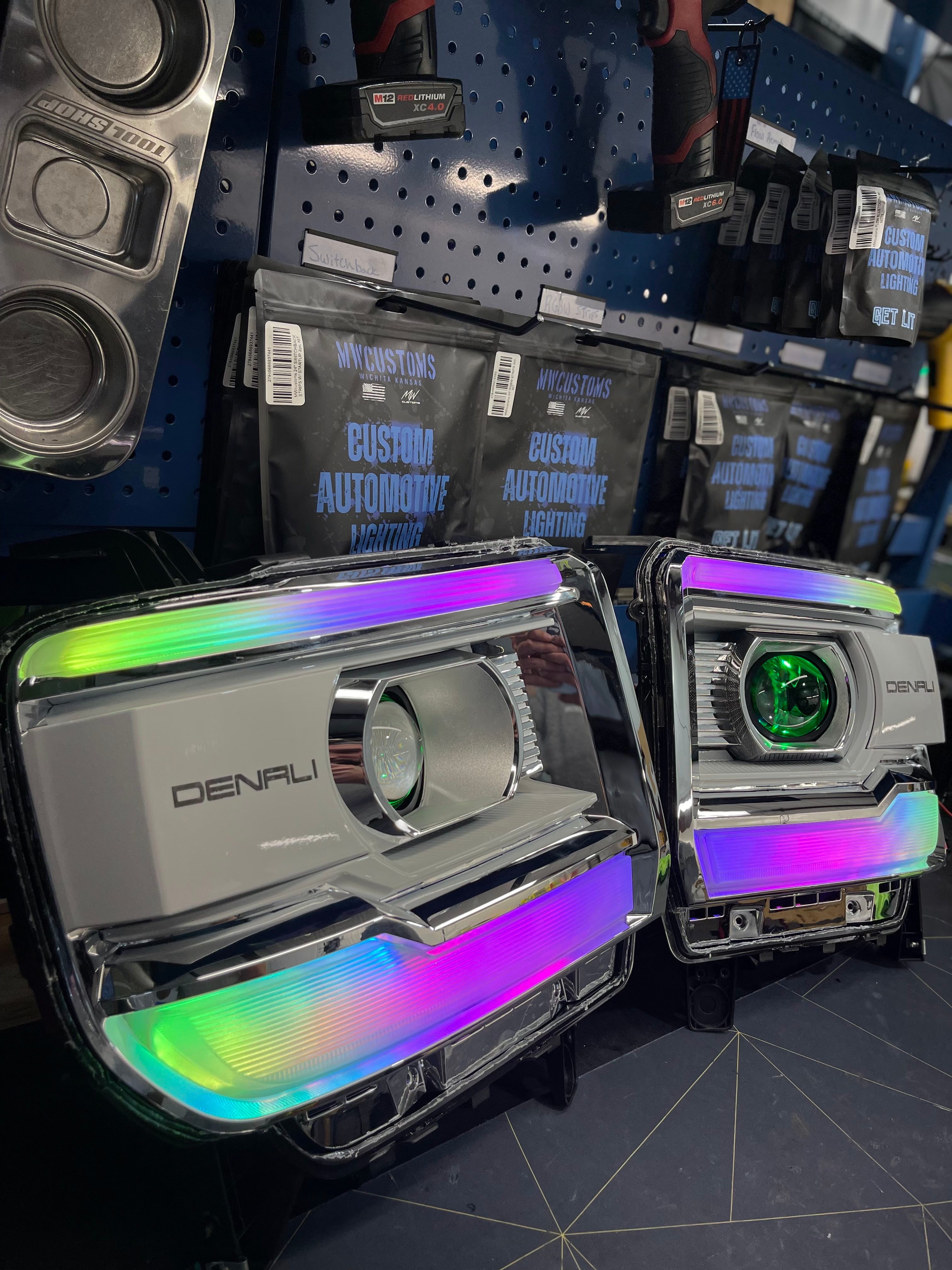 2014-18 GMC SIERRA HEADLIGHTS