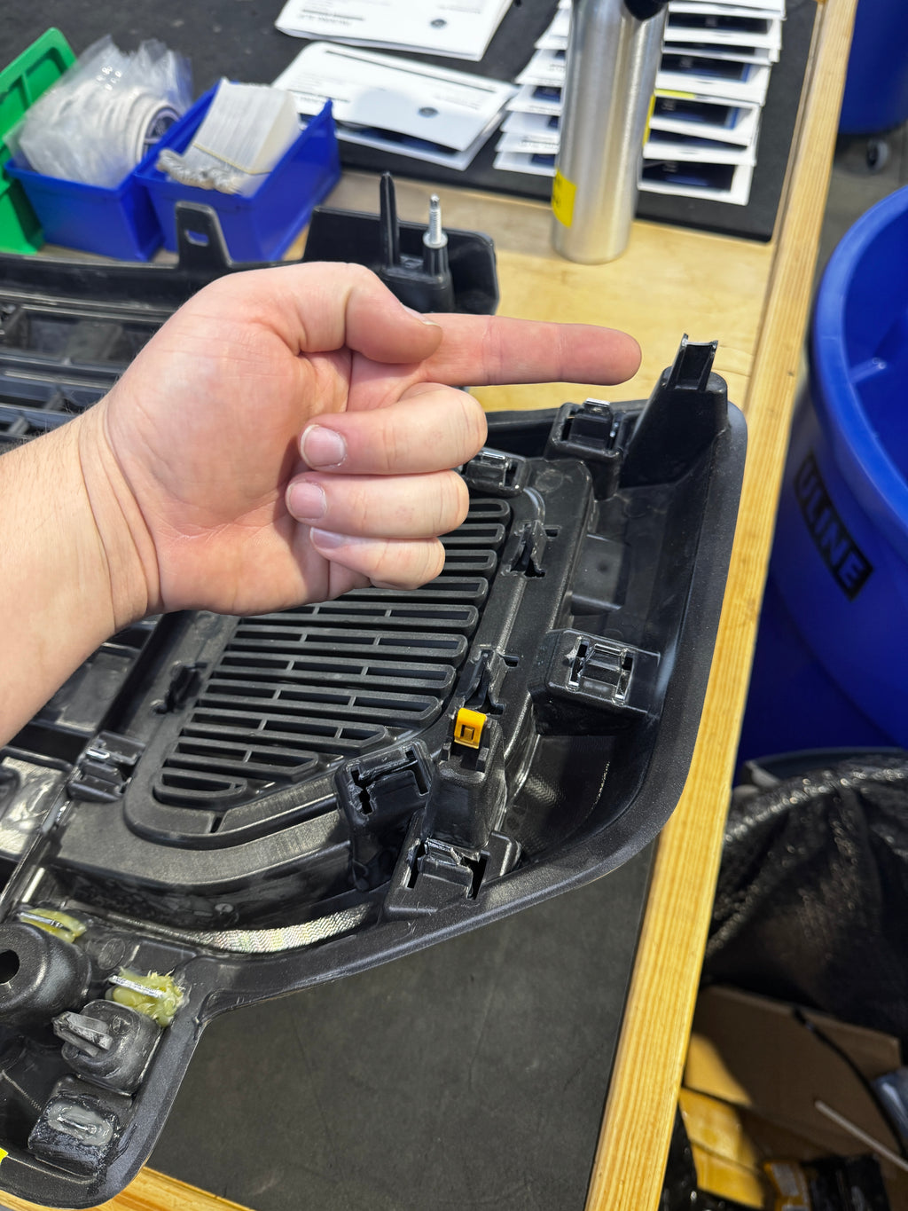 2020 - 22 FORD SUPER DUTY GRILLE