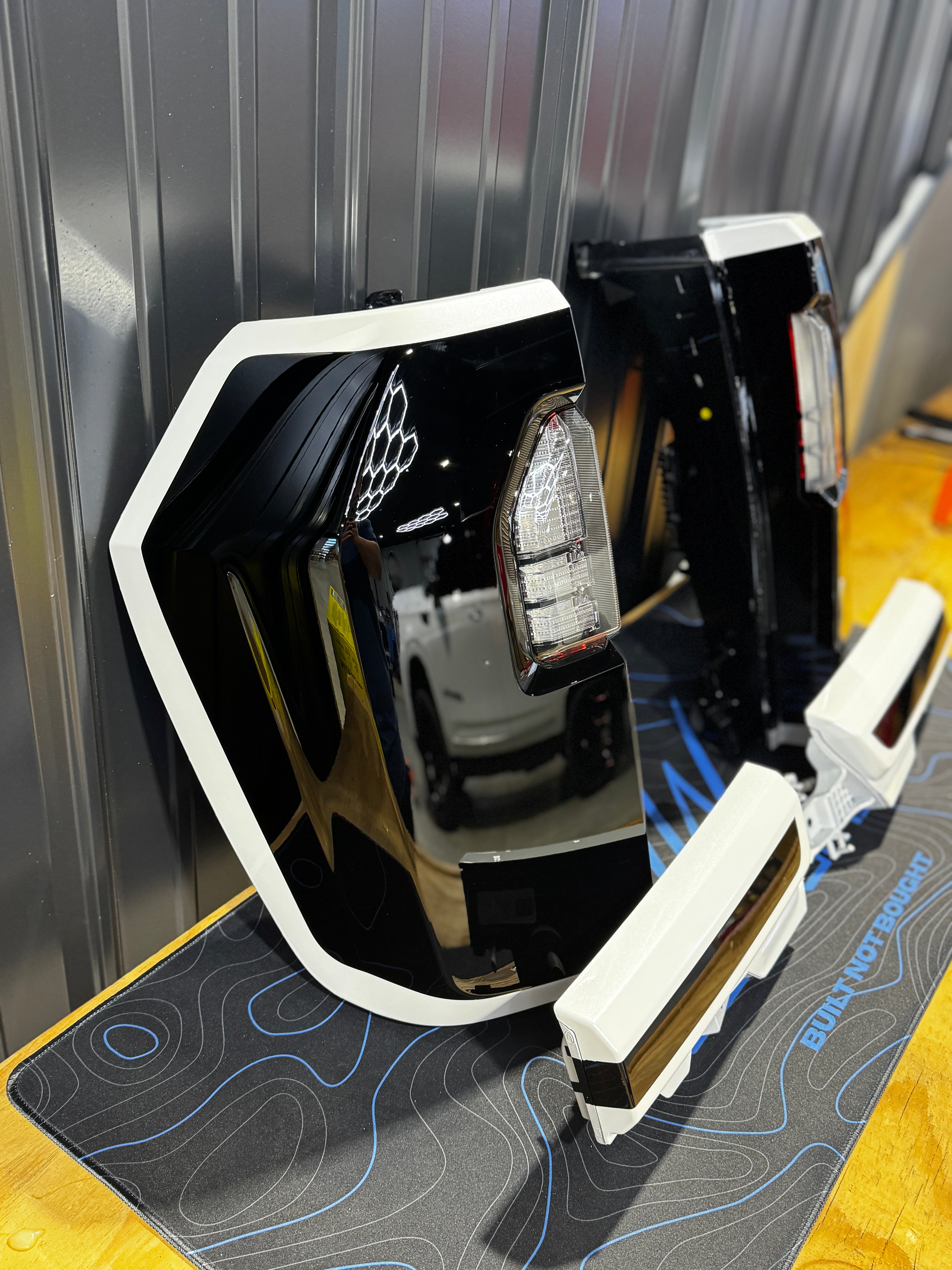 2025 GMC YUKON CUSTOM TAIL LIGHTS