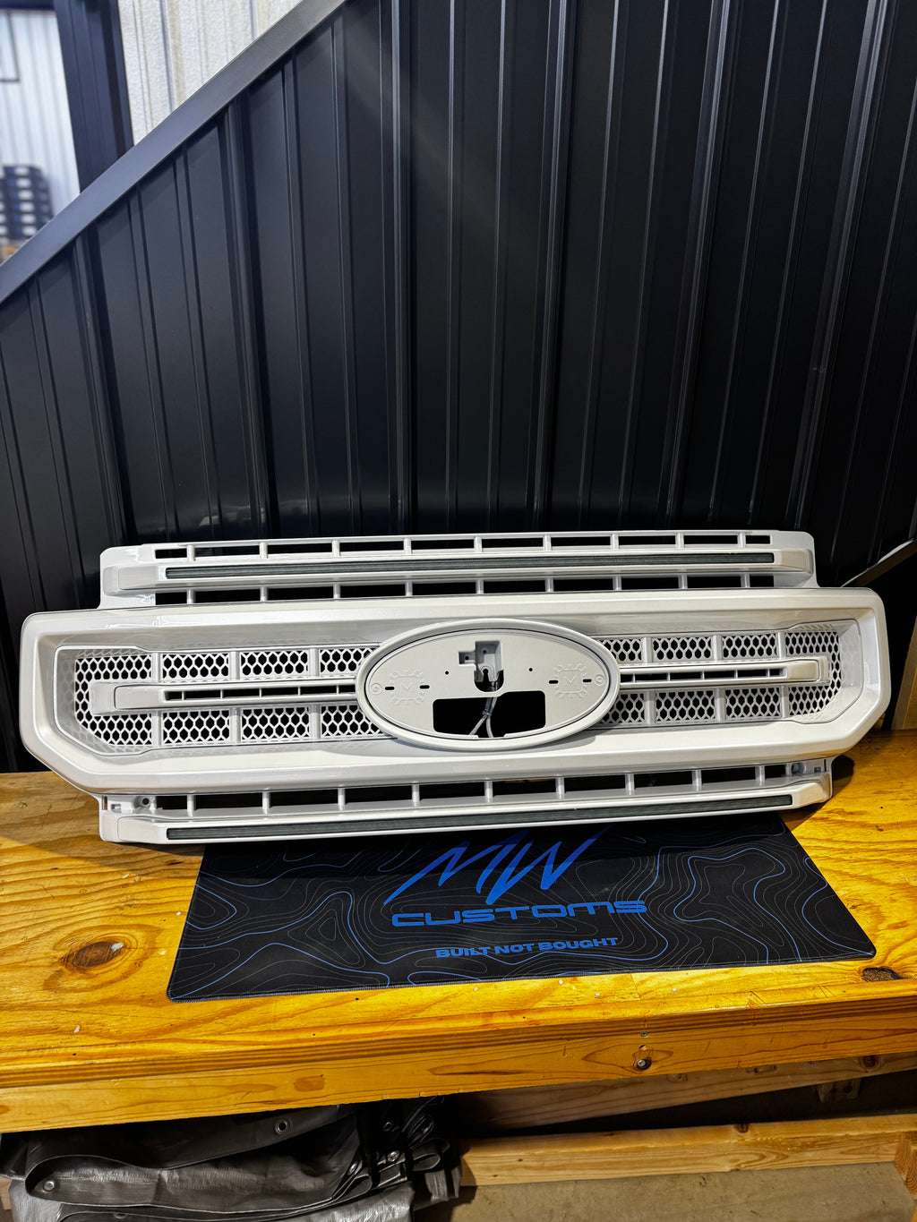 2020 - 22 FORD SUPER DUTY MORIMOTO XBG GRILLE