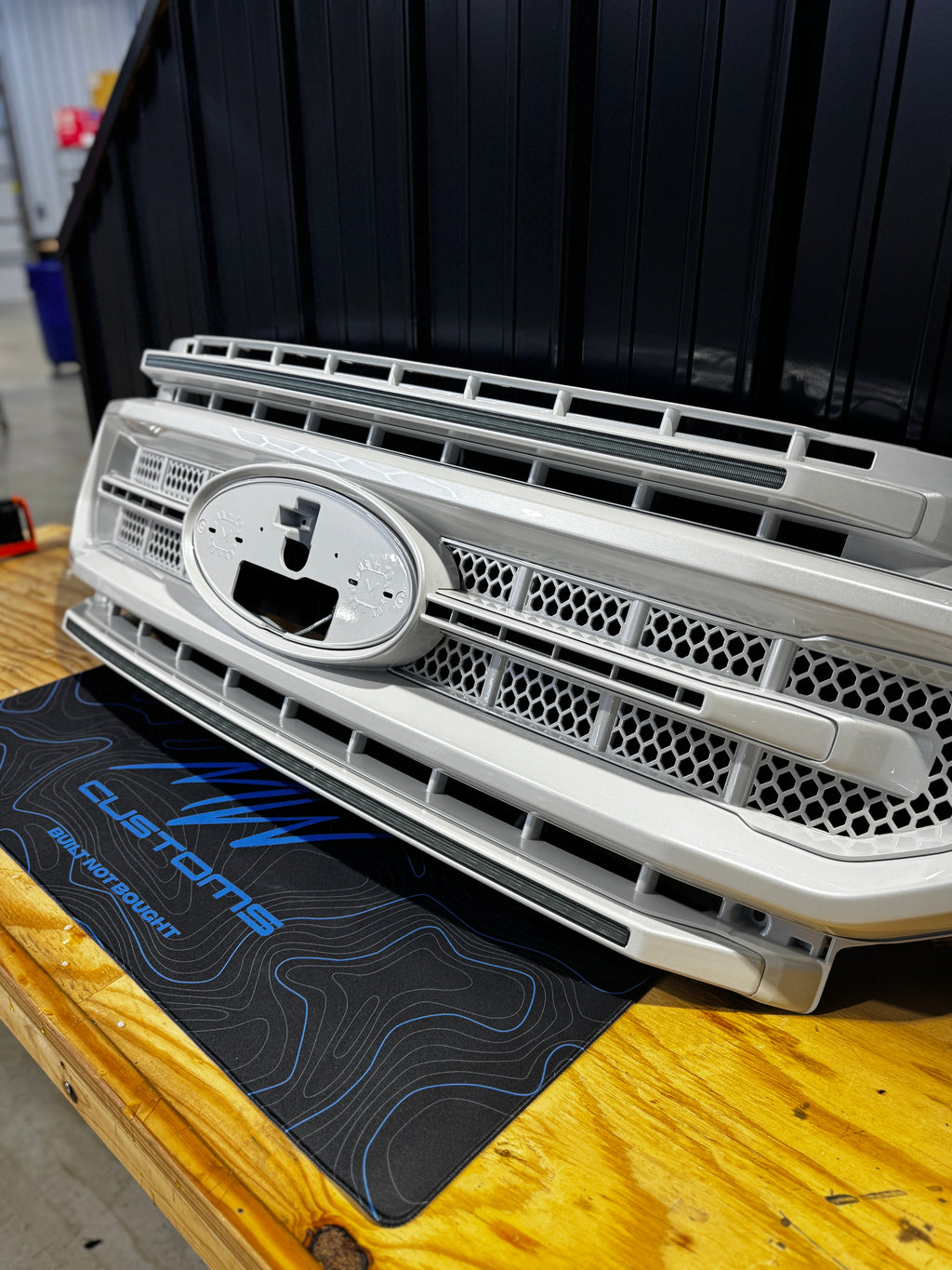 2020 - 22 FORD SUPER DUTY MORIMOTO XBG GRILLE