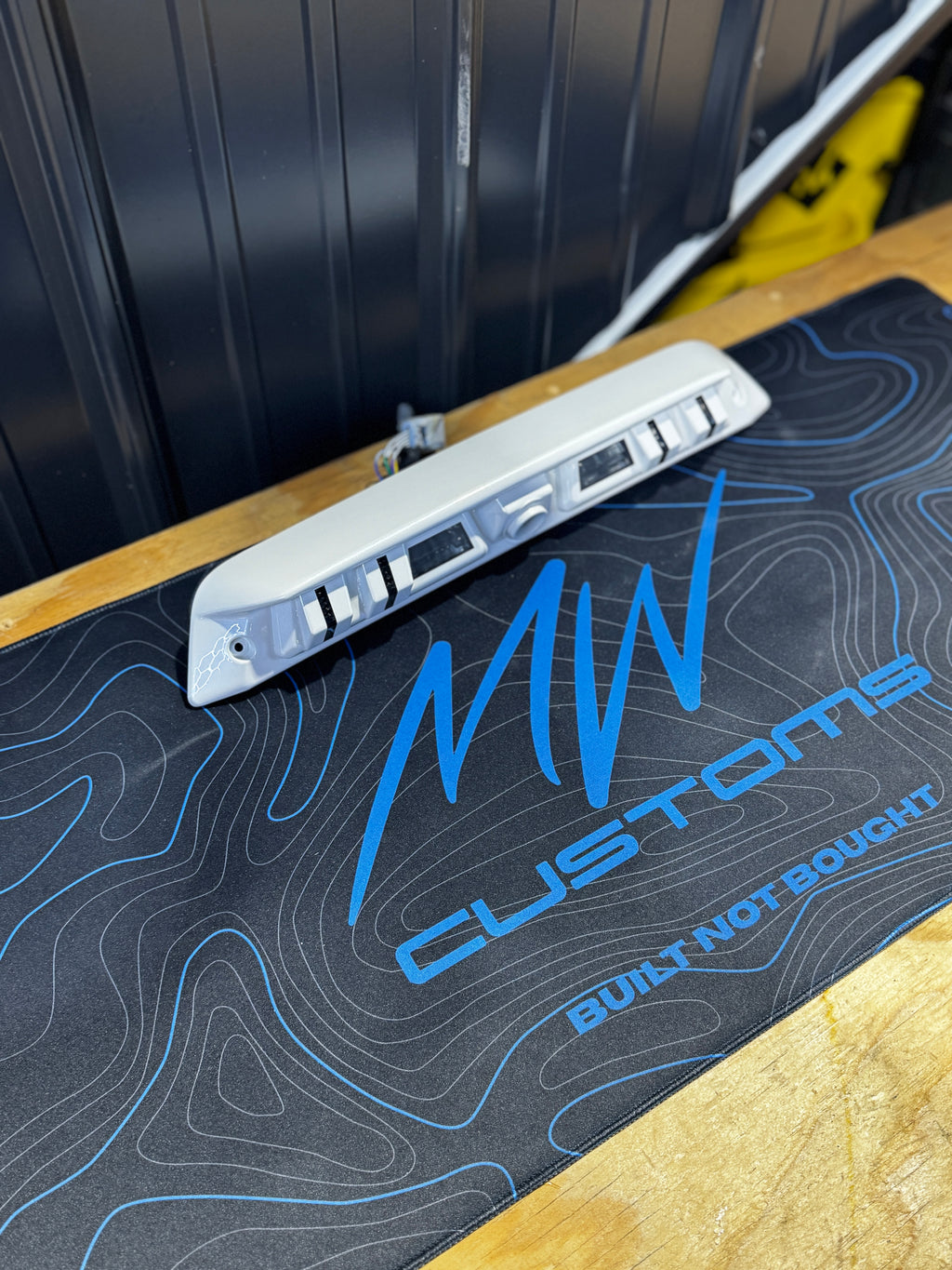 2015 - 25 F150 / 2017 - 25 SUPER DUTY MORIMOTO X3B 3RD BRAKE LIGHT *WHITE PLATINUM PEARL* (Fits Ford trucks w/ cargo Camera)