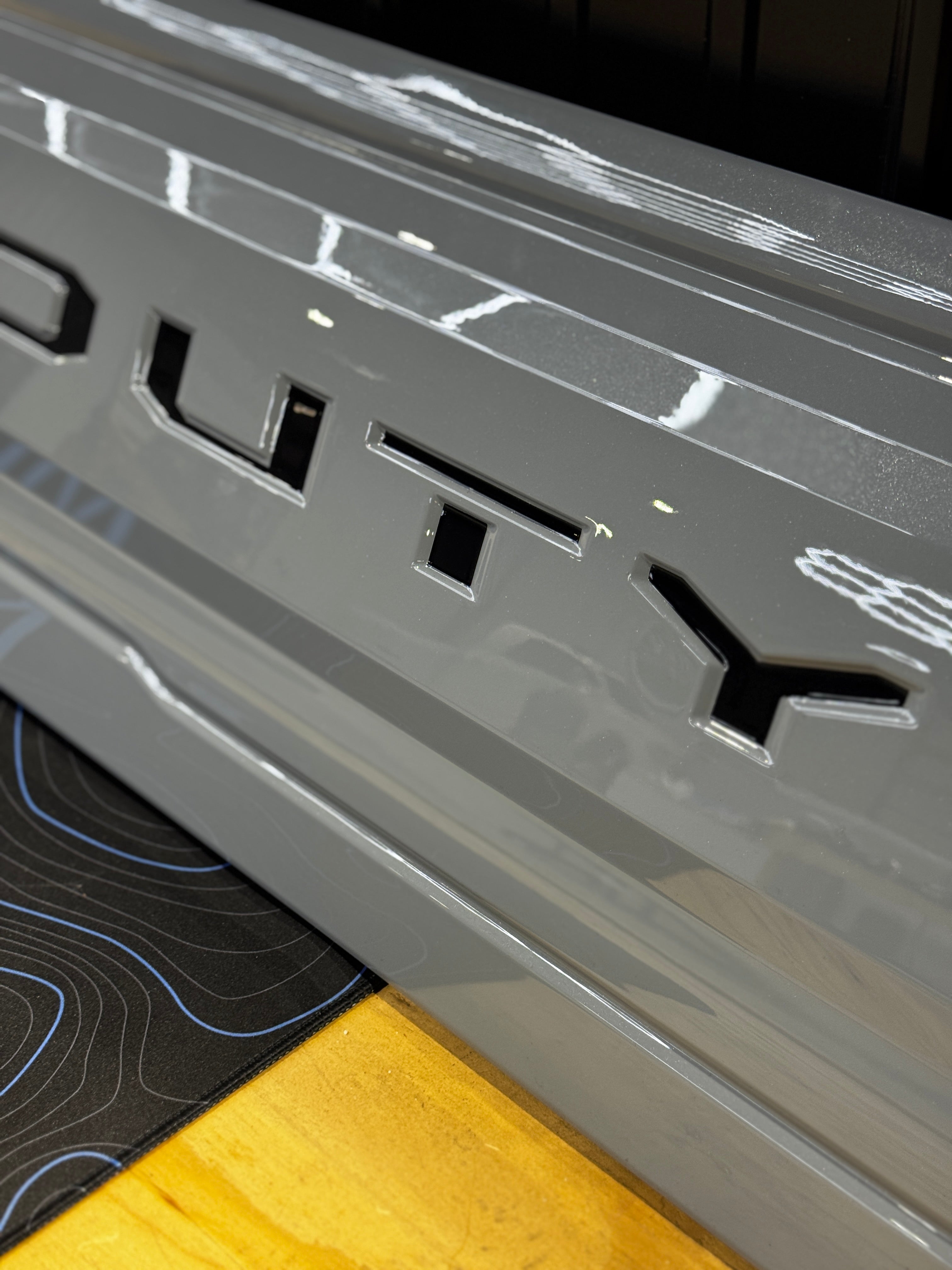 2017+ Ford Superduty Tailgate Panel