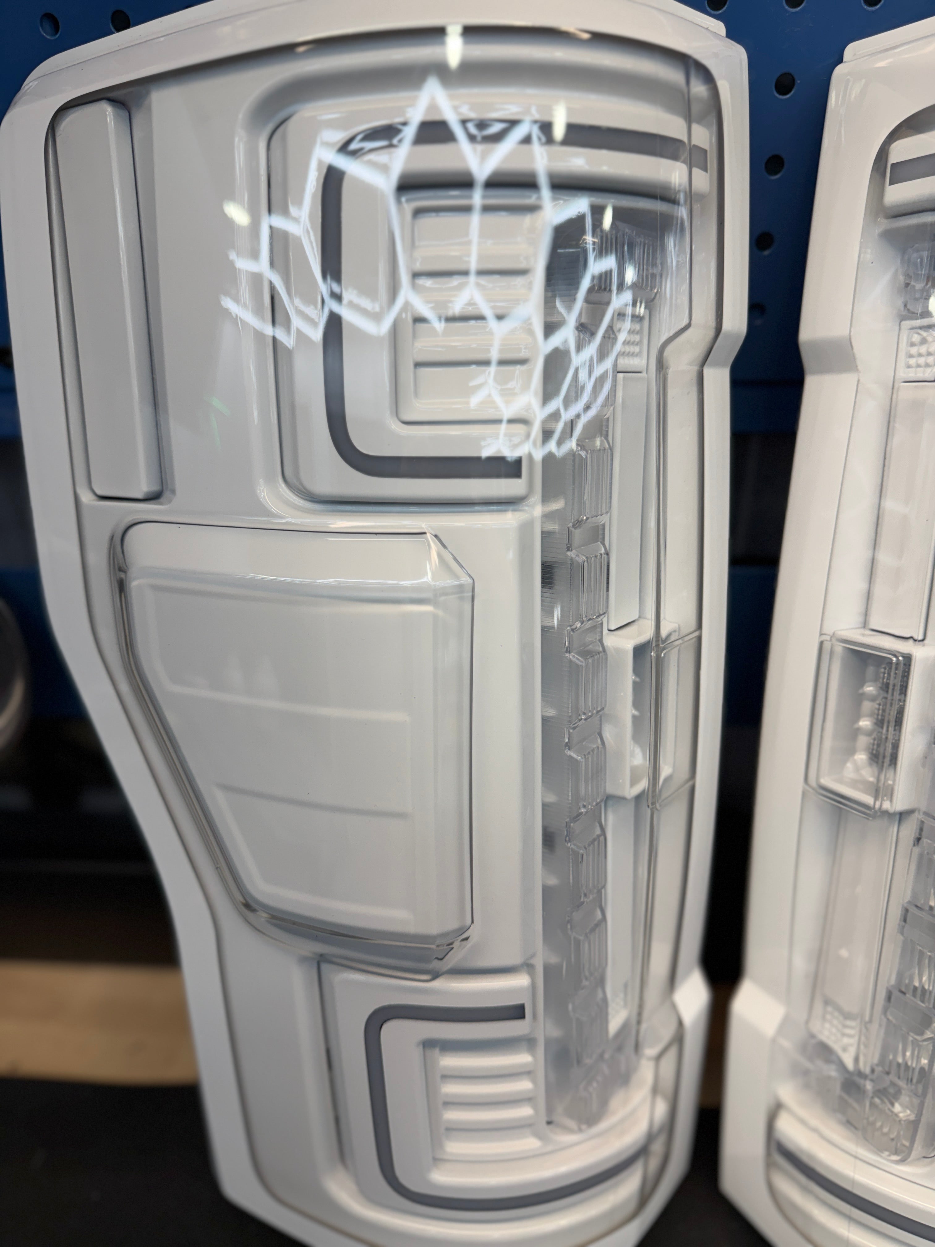 2017 - 19 FORD SUPER DUTY LED TAIL LIGHTS (Factory LED Only)