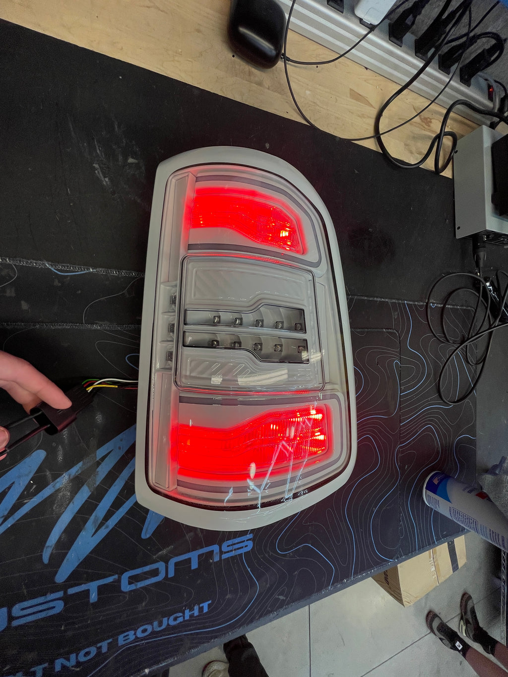 2019 - 23 RAM 1500 LED TAIL LIGHT