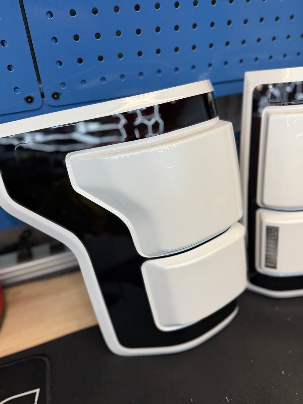 2017 - 20 FORD F150 COLORMATCHED LED TAIL LIGHT