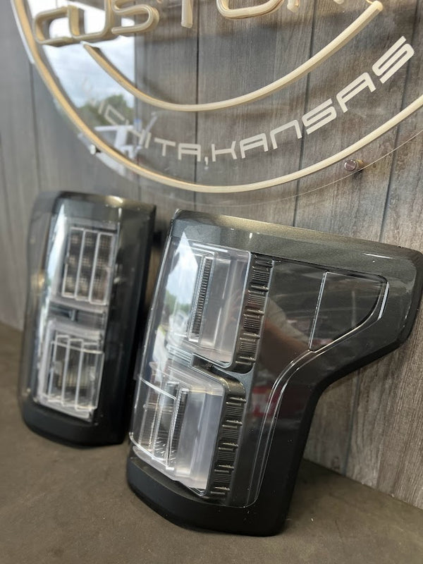 2015-17 FORD F150 TAIL LIGHTS FACTORY HALOGEN WITH RGB LIGHTING *PAINTED J7* (OPEN BOX)