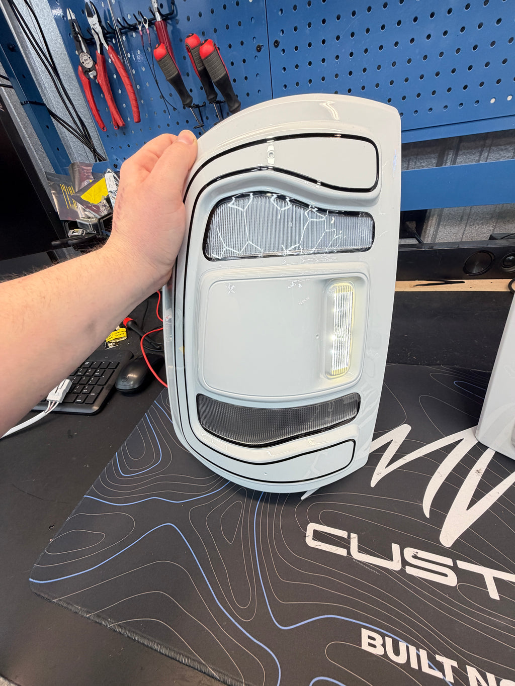 2009-2018 RAM 1500/2500/3500 5th GEN STYLE LED TAIL LIGHT