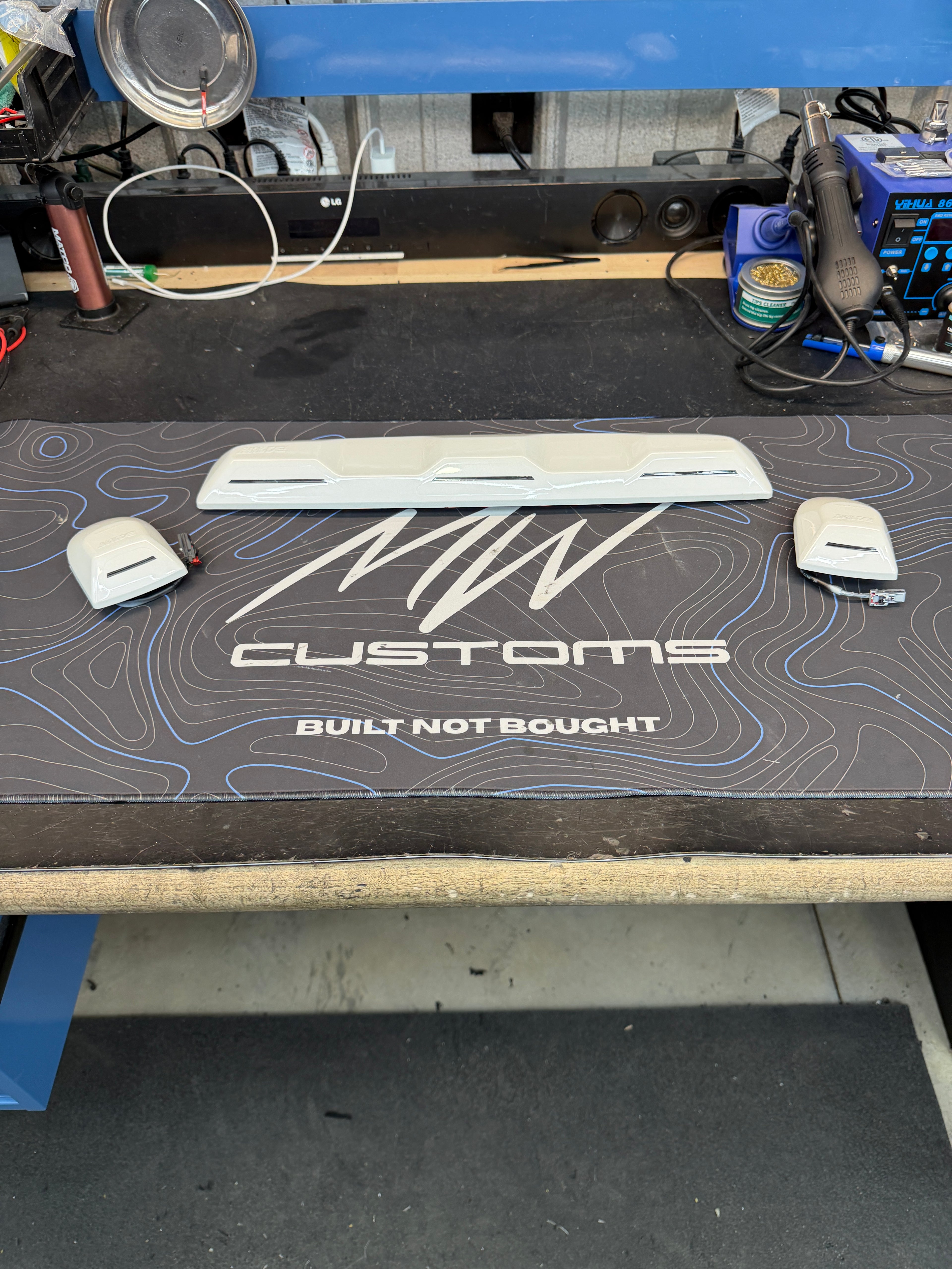 2020-24 GM 2500/3500 BOOST AUTO S-SERIES CAB LIGHTS