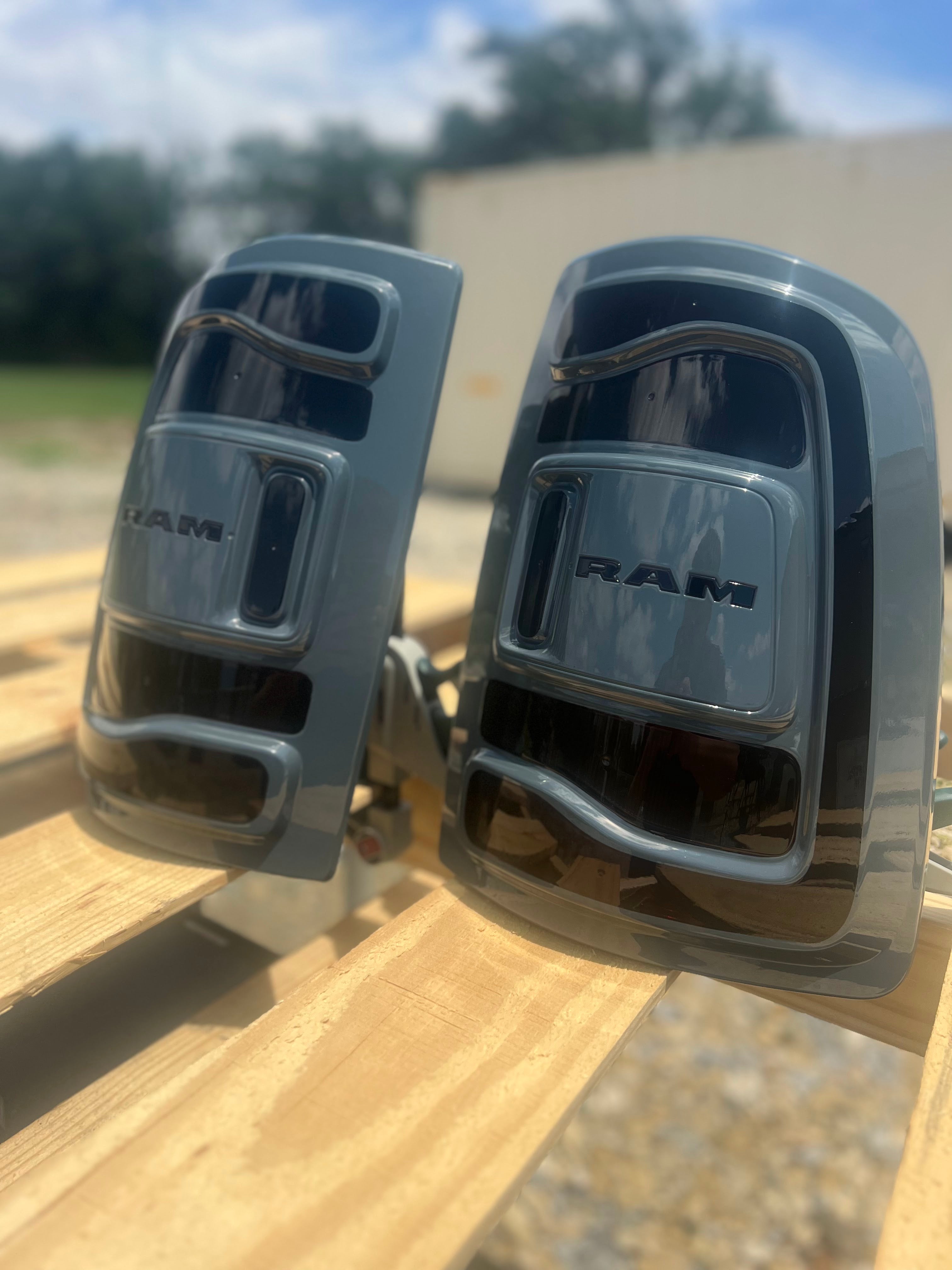 2019+ DODGE RAM 5TH GEN TAIL LIGHTS (ALSO FITS 4TH GEN TRUCKS)