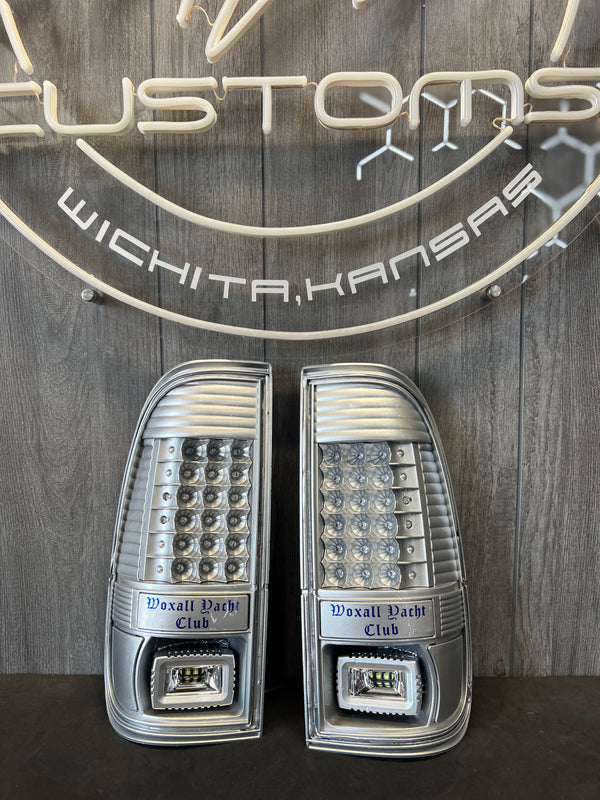 PRE-BUILT 1999-16 FORD SUPER DUTY TAIL LIGHTS