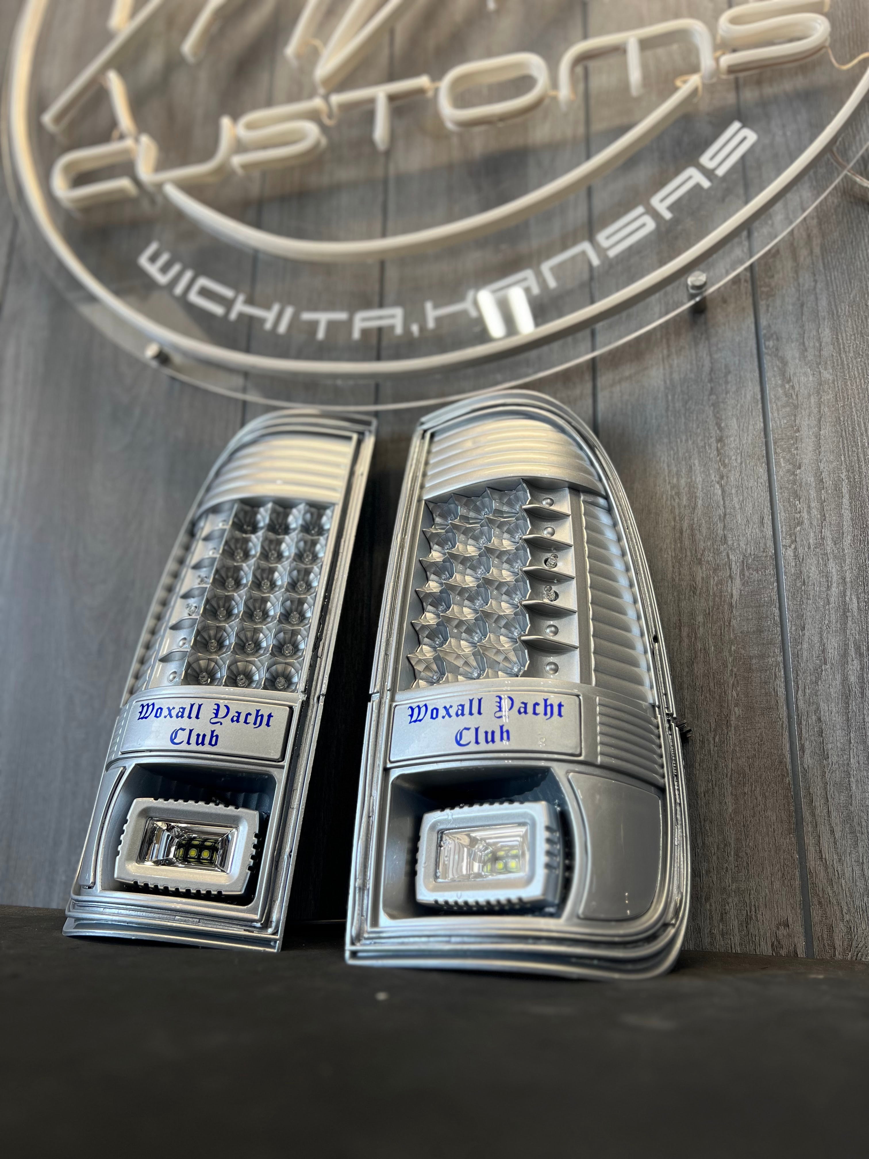 1999-16 FORD SUPER DUTY TAIL LIGHTS