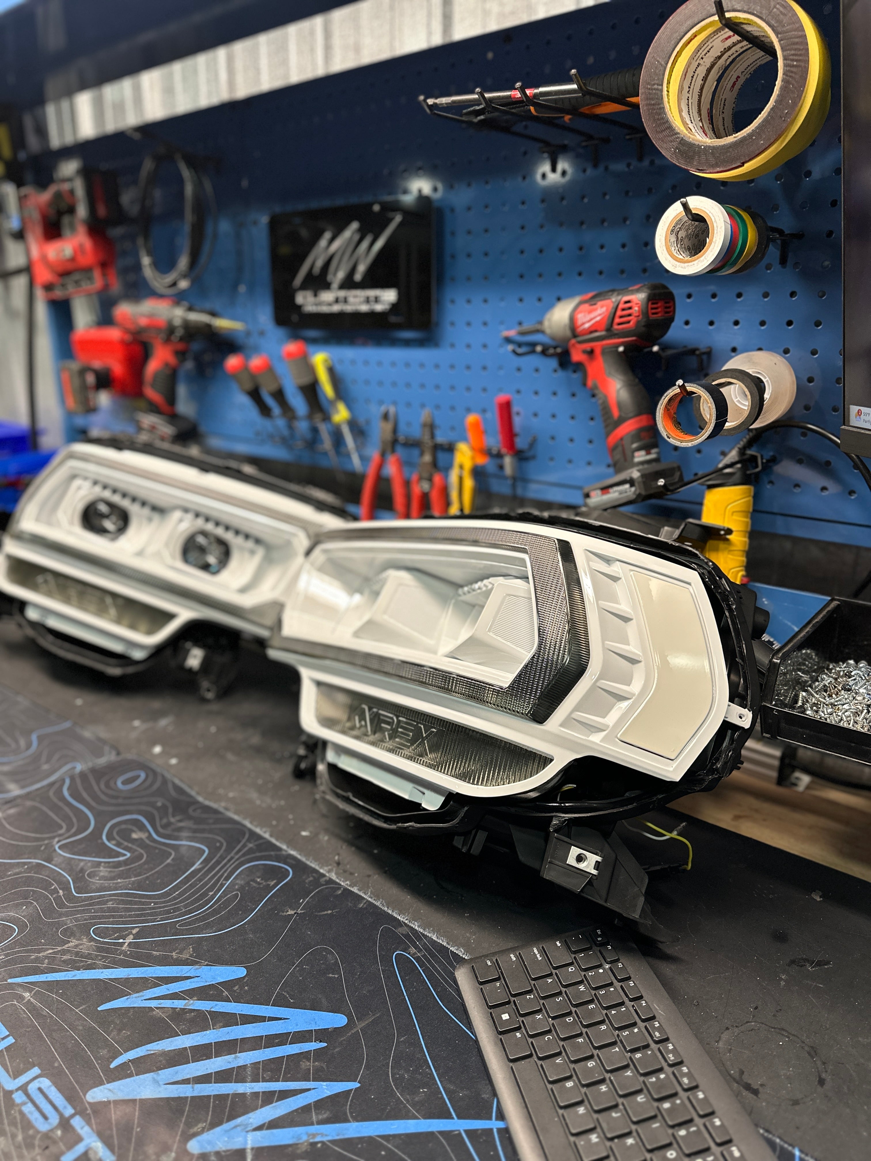 2019+ RAM HD 2500 ALPHAREX HEADLIGHTS