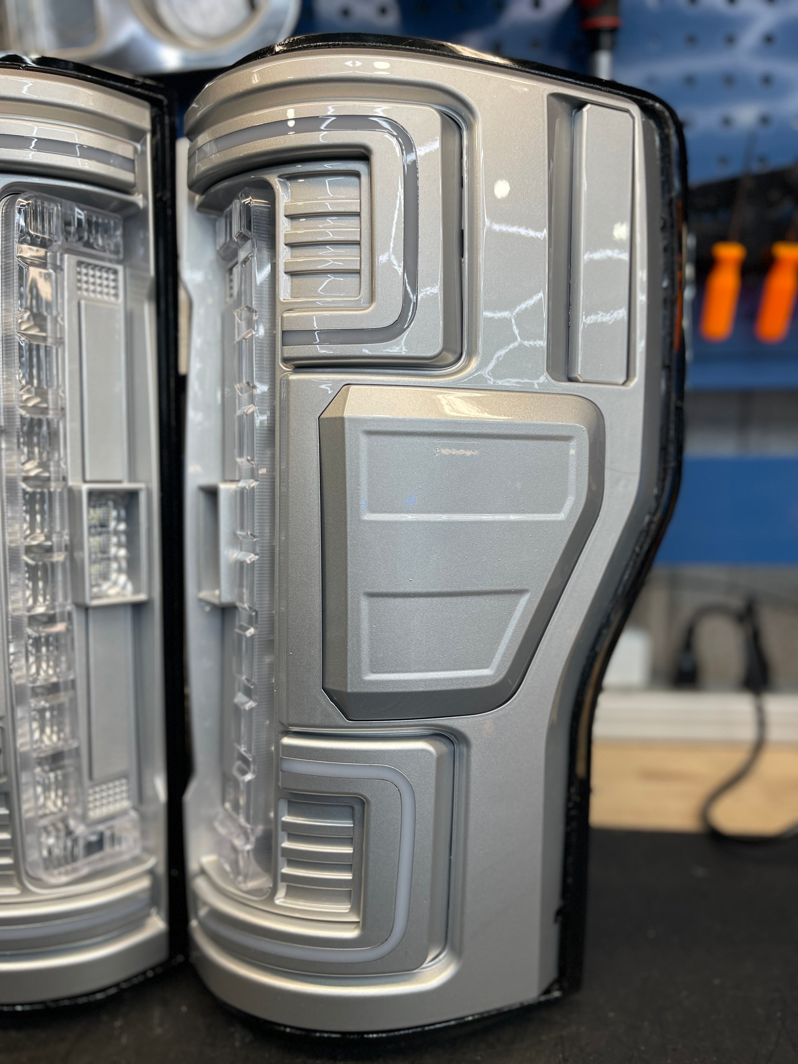 2017 - 19 FORD SUPER DUTY TAIL LIGHTS (Factory LED Only)