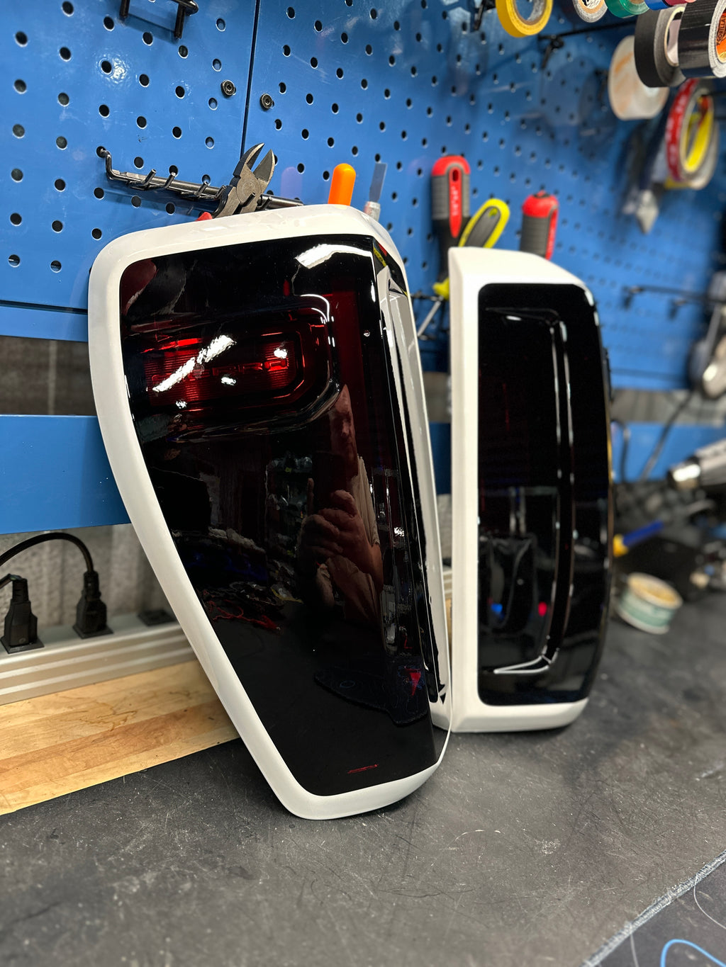2019 - 23 GMC SIERRA CUSTOM TAIL LIGHTS