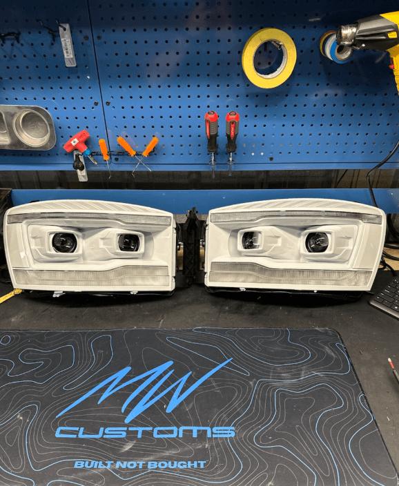 2006 - 08 DODGE RAM ALPHAREX LUXX SERIES HEADLIGHTS