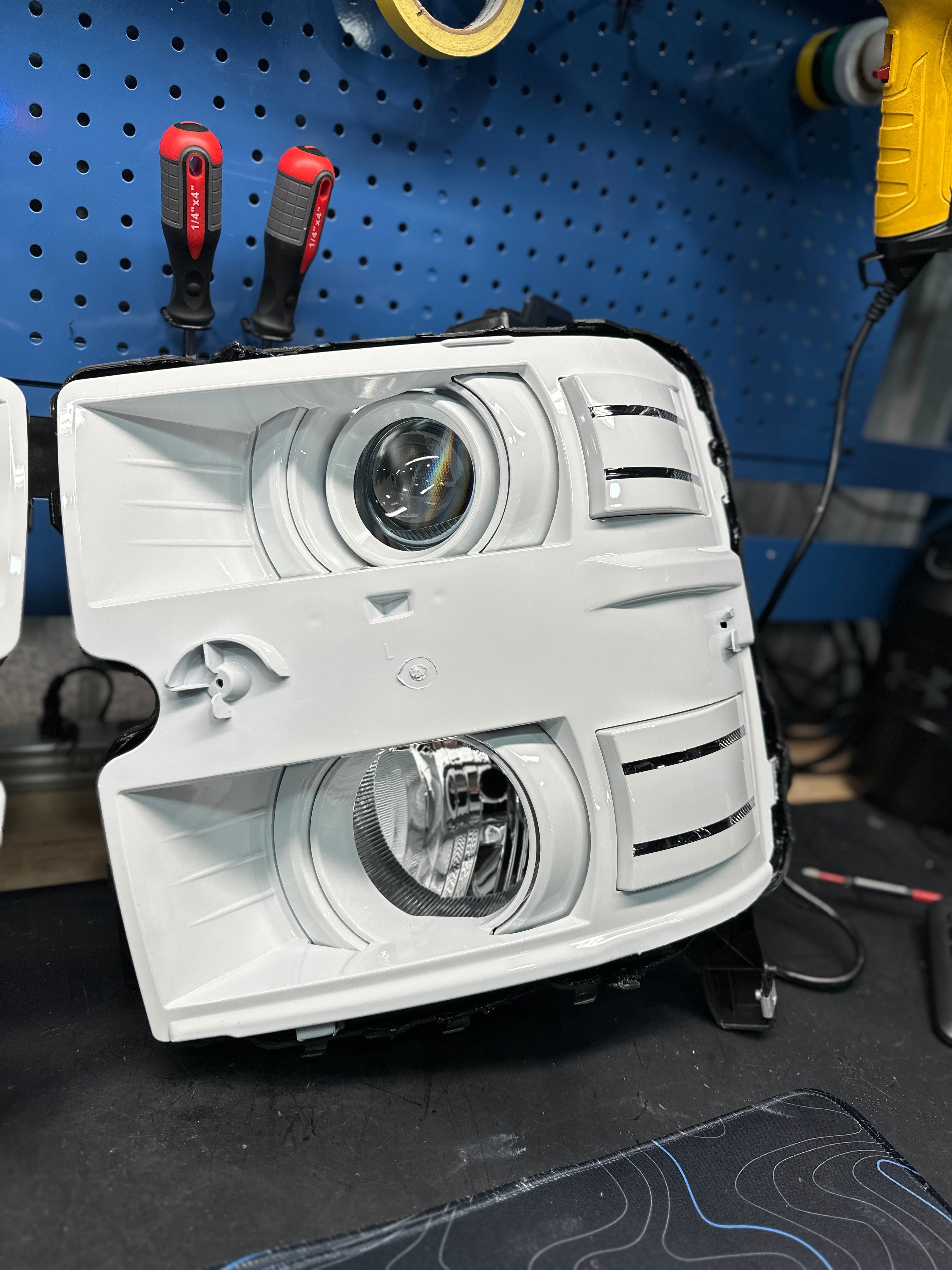 2015-19 CHEVROLET SILVERADO HD 2500/3500 OEM STYLE HEADLIGHTS