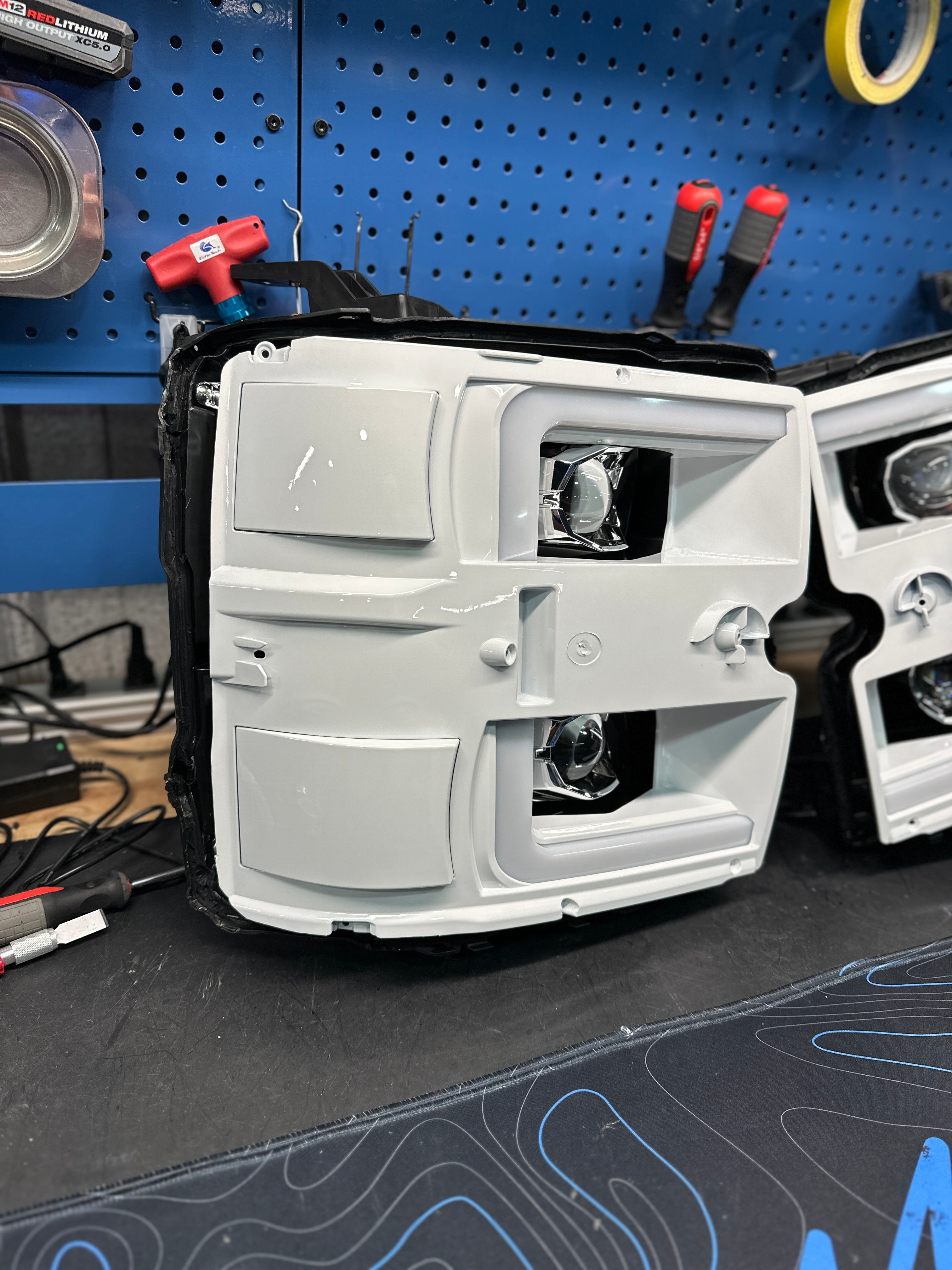 2015-19 CHEVROLET SILVERADO HD 2500/3500 ALPAHAREX HEADLIGHTS