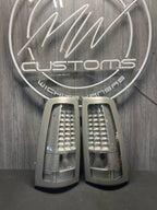 99-06 GMC SIERRA/2003-07 CHEVROLET SILVERADO TAIL LIGHTS