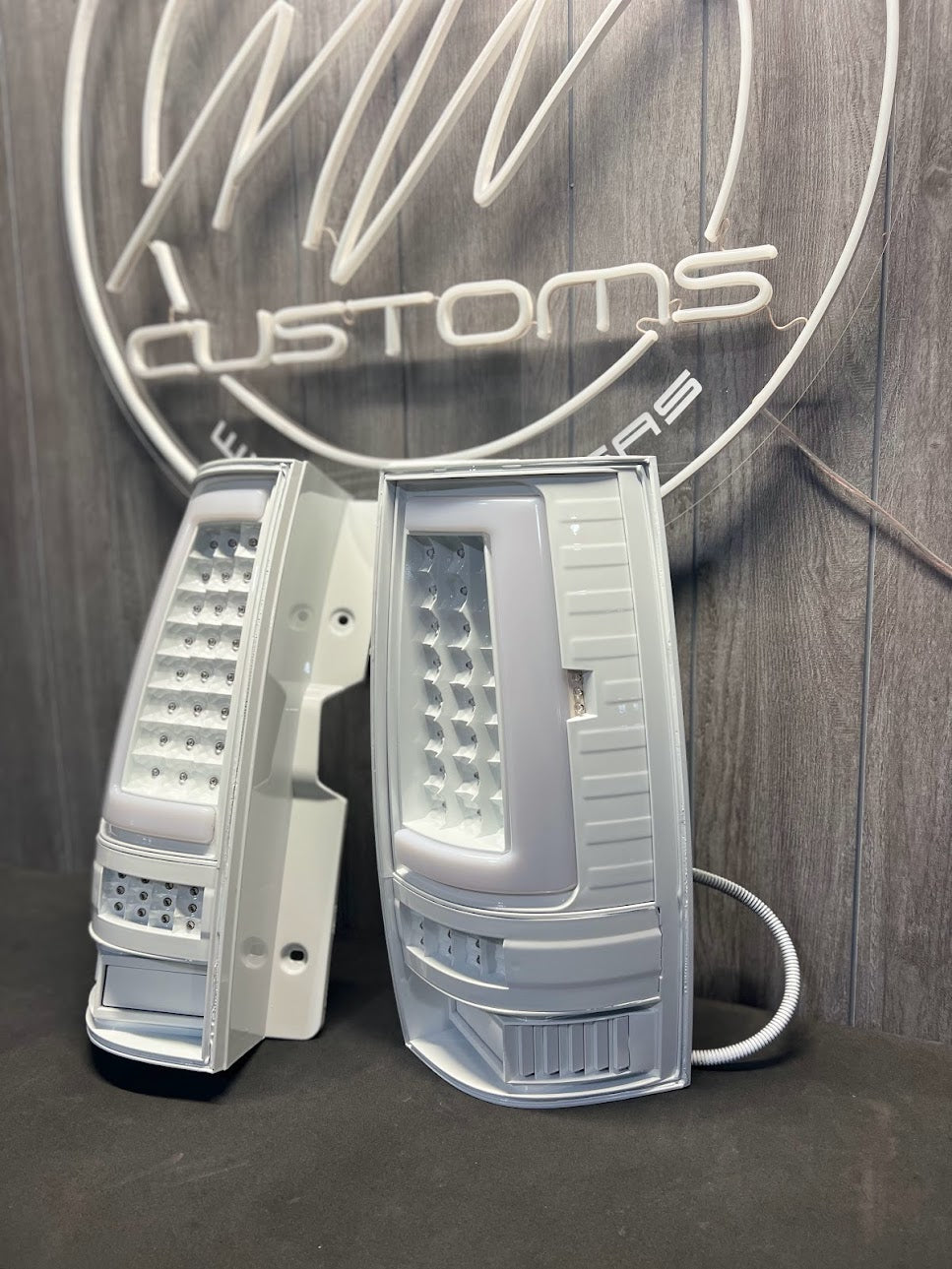 2007-13 CHEVROLET SUBURBAN/TAHOE/YUKON TAIL LIGHTS