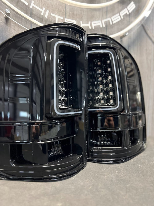 PRE-BUILT 2007-13 CHEVROLET SILVERADO C BAR TAIL LIGHTS