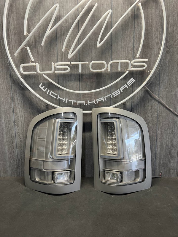 PRE-BUILT 2007-13 CHEVROLET SILVERADO C BAR TAIL LIGHTS