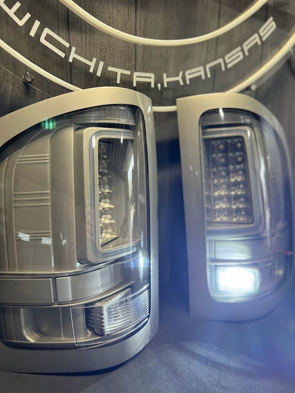 PRE-BUILT 2007-13 CHEVROLET SILVERADO C BAR TAIL LIGHTS