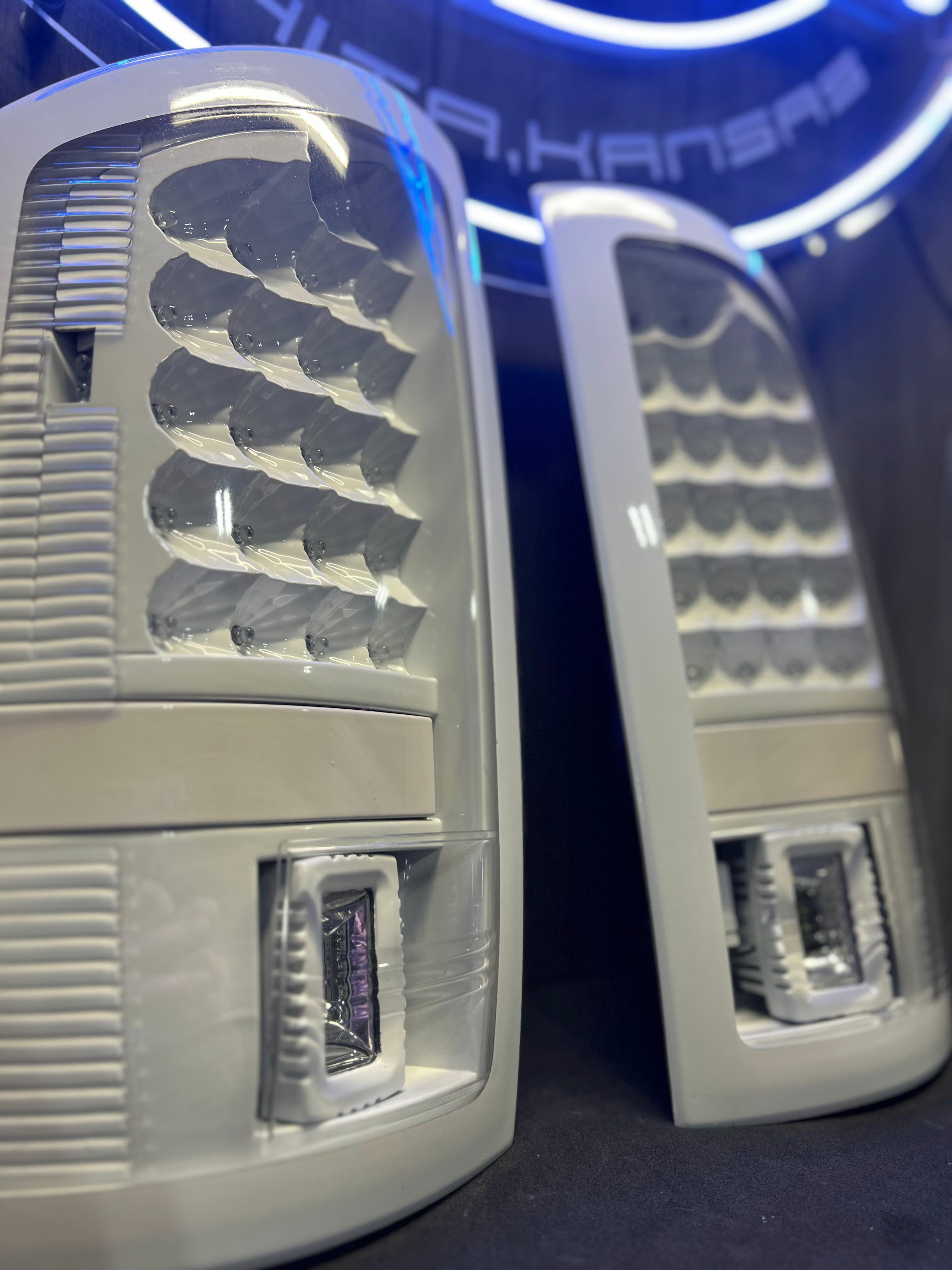 2002-08 DODGE RAM TAIL LIGHTS