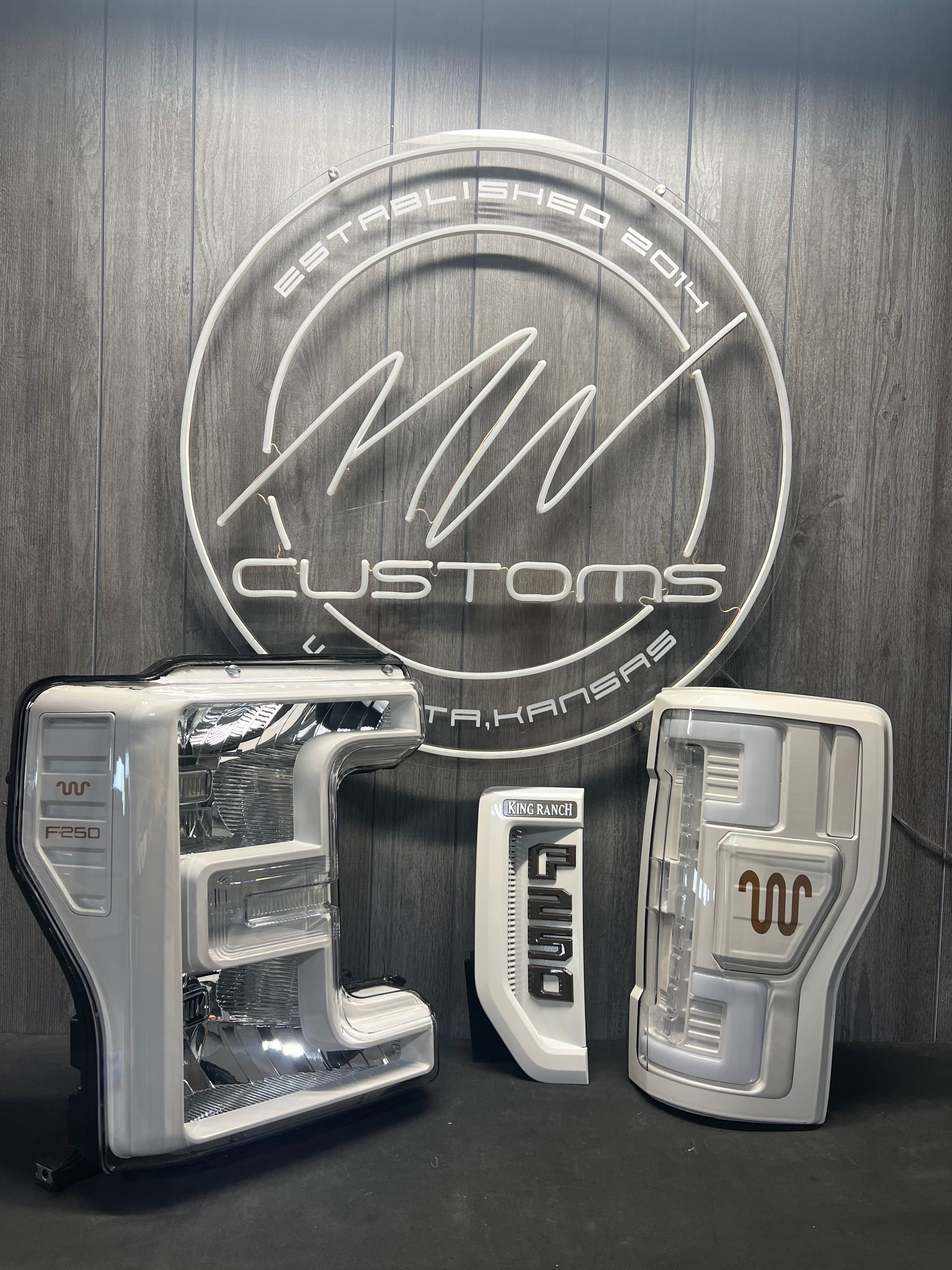 TAIL LIGHTS 2017-19 FORD SUPER DUTY TAIL LIGHTS